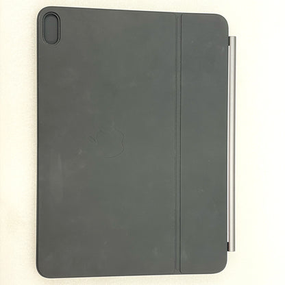 Preowned Apple Magic Keyboard for iPad Air 11 inch/10.9/4th 5th Gen - Black - T8611