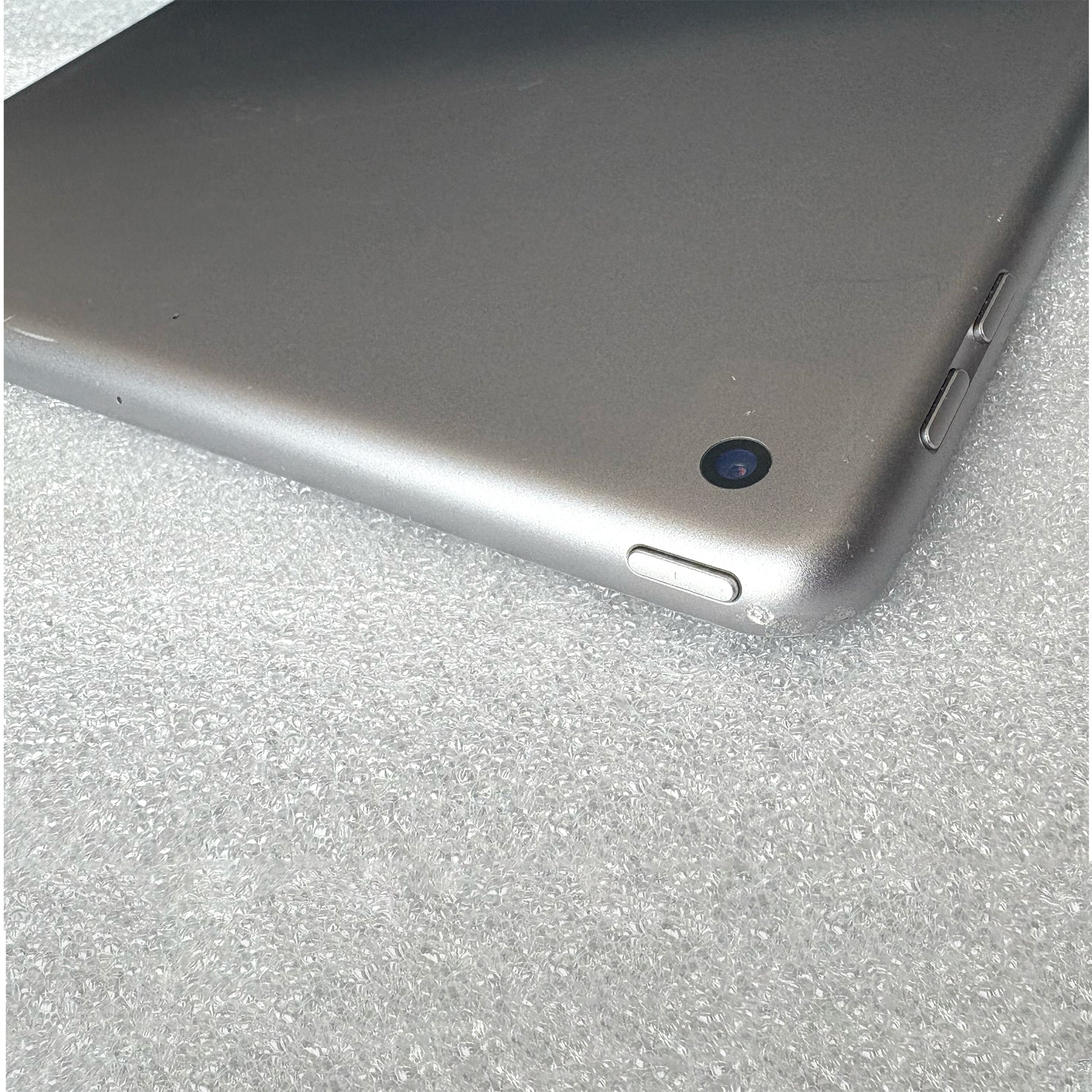 iPad 9.7 (2017) 5th Gen 128GB Space Grey - T8258