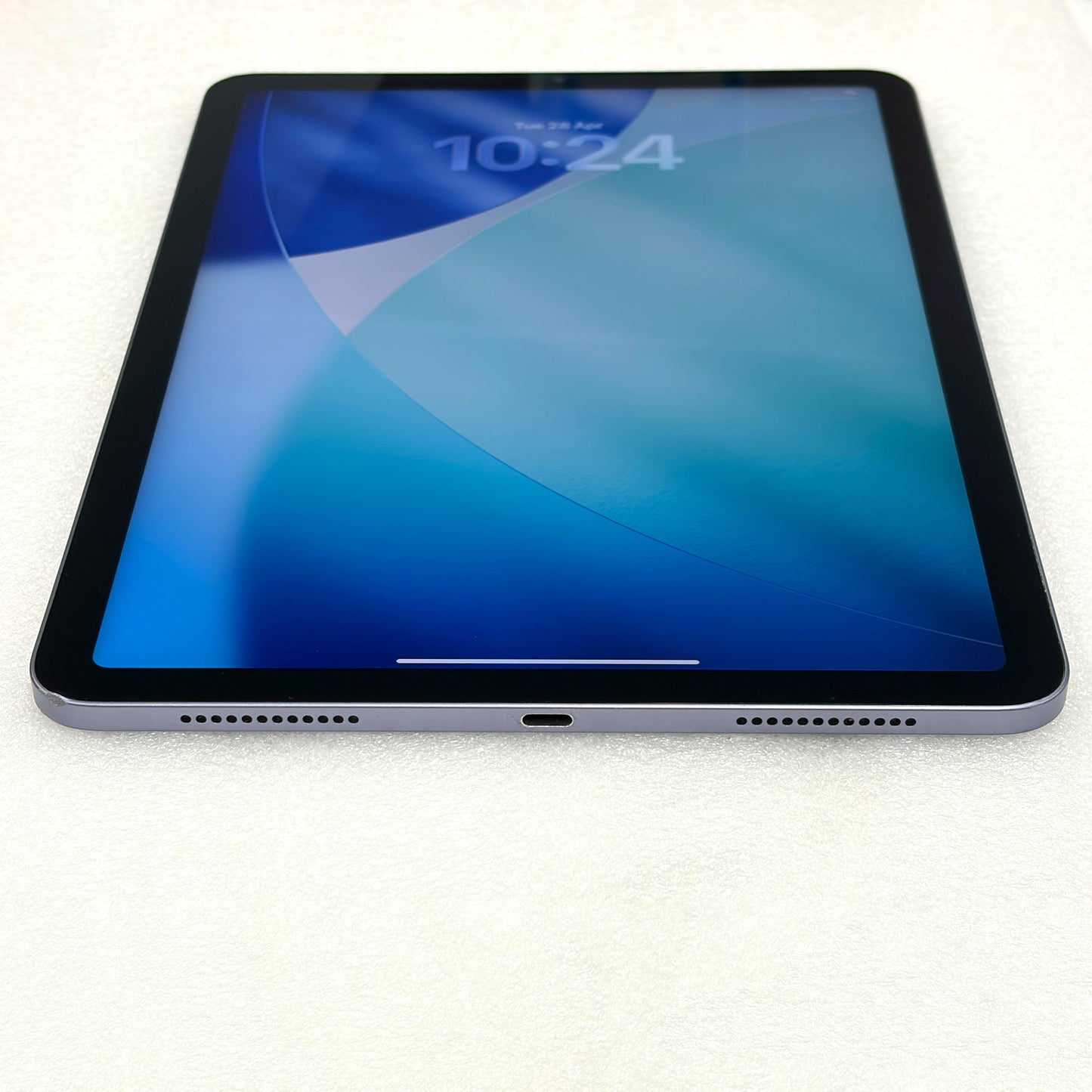 iPad Air 5th Gen (2021) 64GB Purple B Grade 90% Battery - T8595