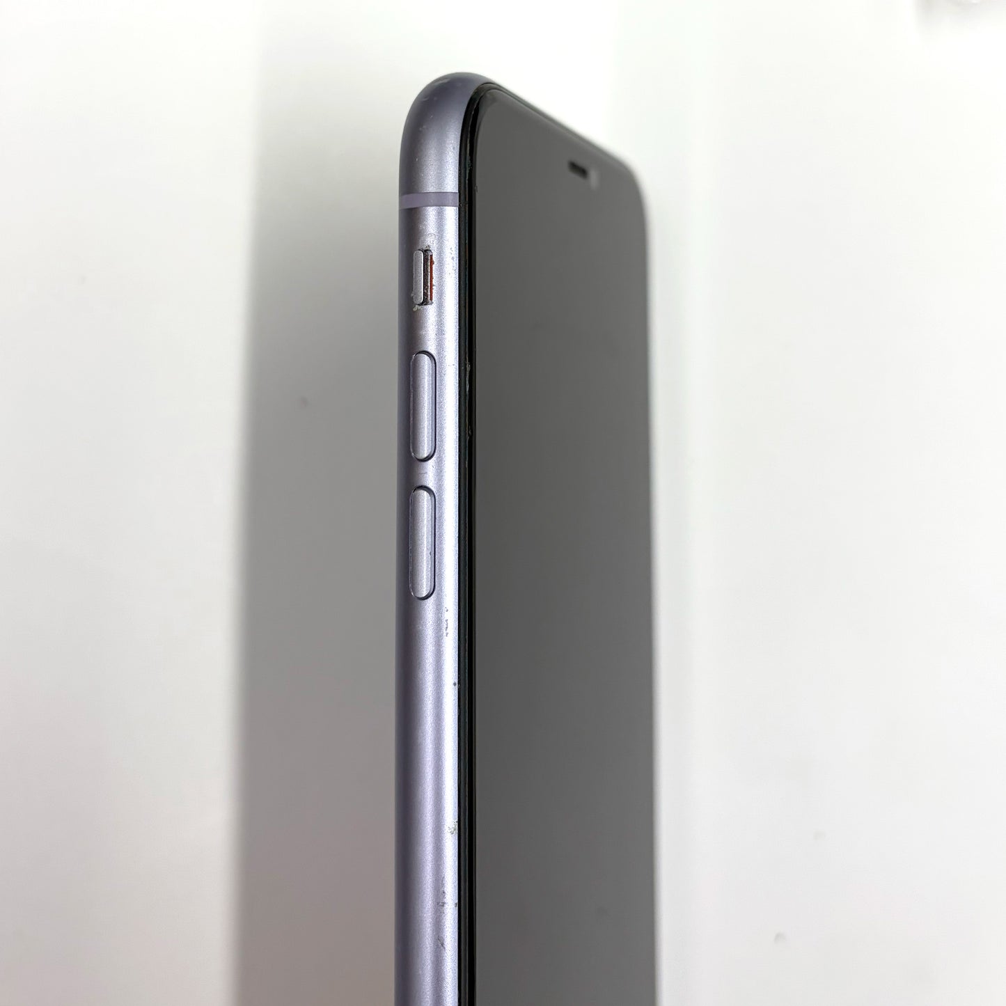 iPhone 11 64GB Purple B Grade 100% Battery T8631
