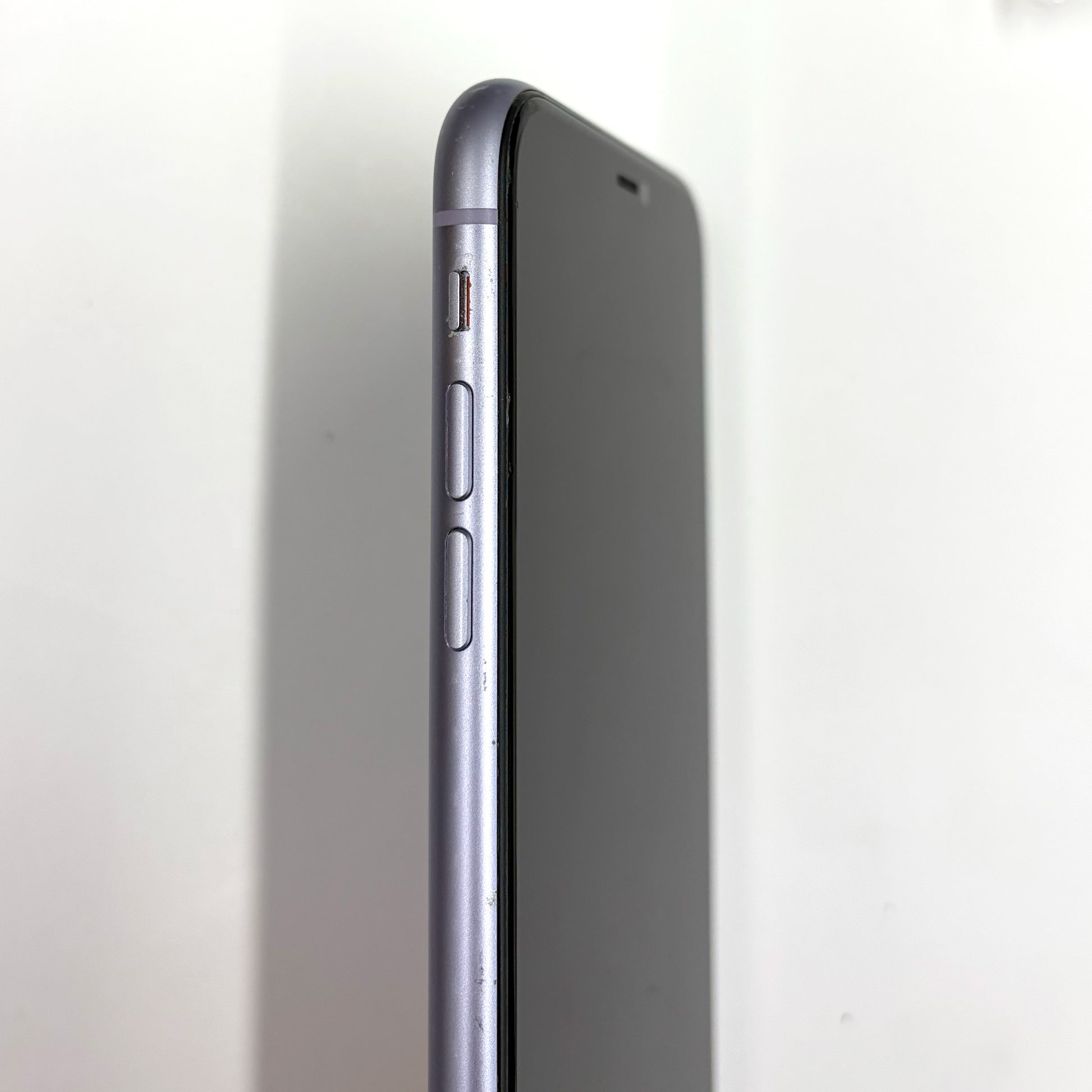 iPhone 11 64GB Purple B Grade 100% Battery T8631