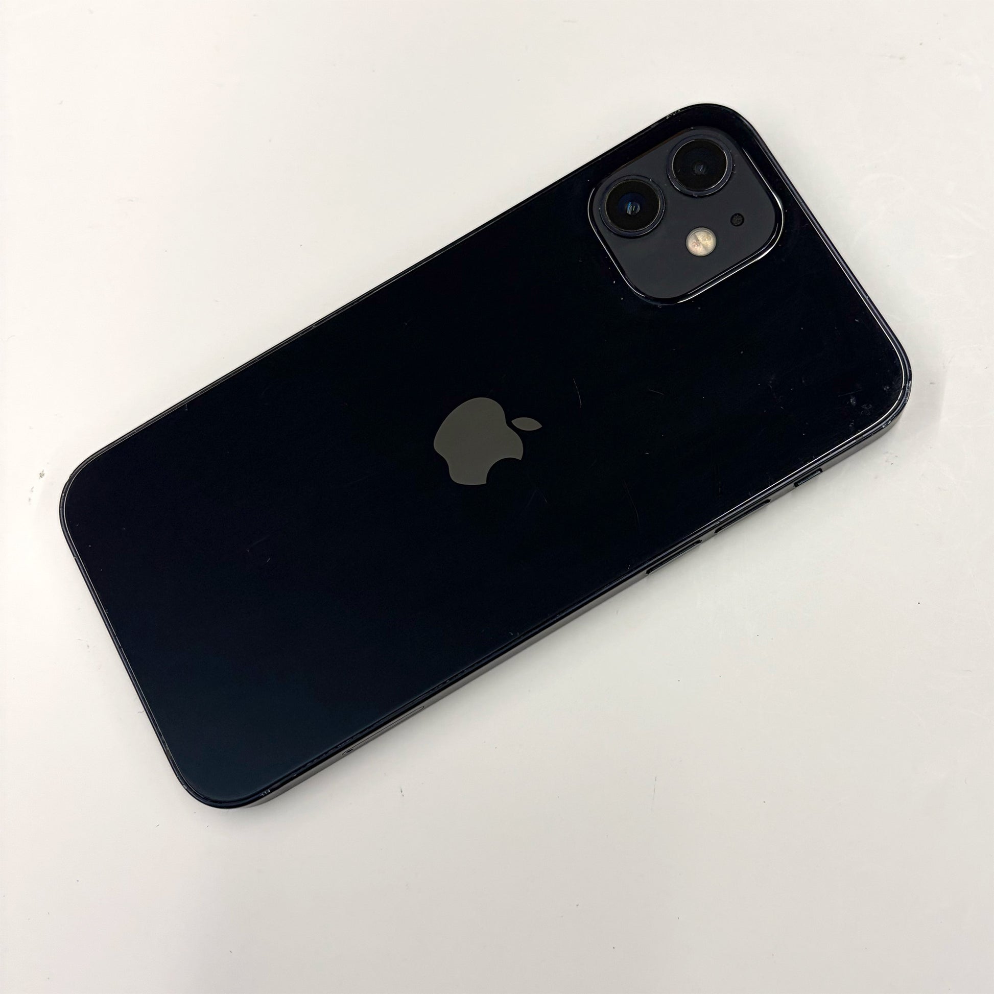 iPhone 12 128GB Black B Grade 100% Battery T8535
