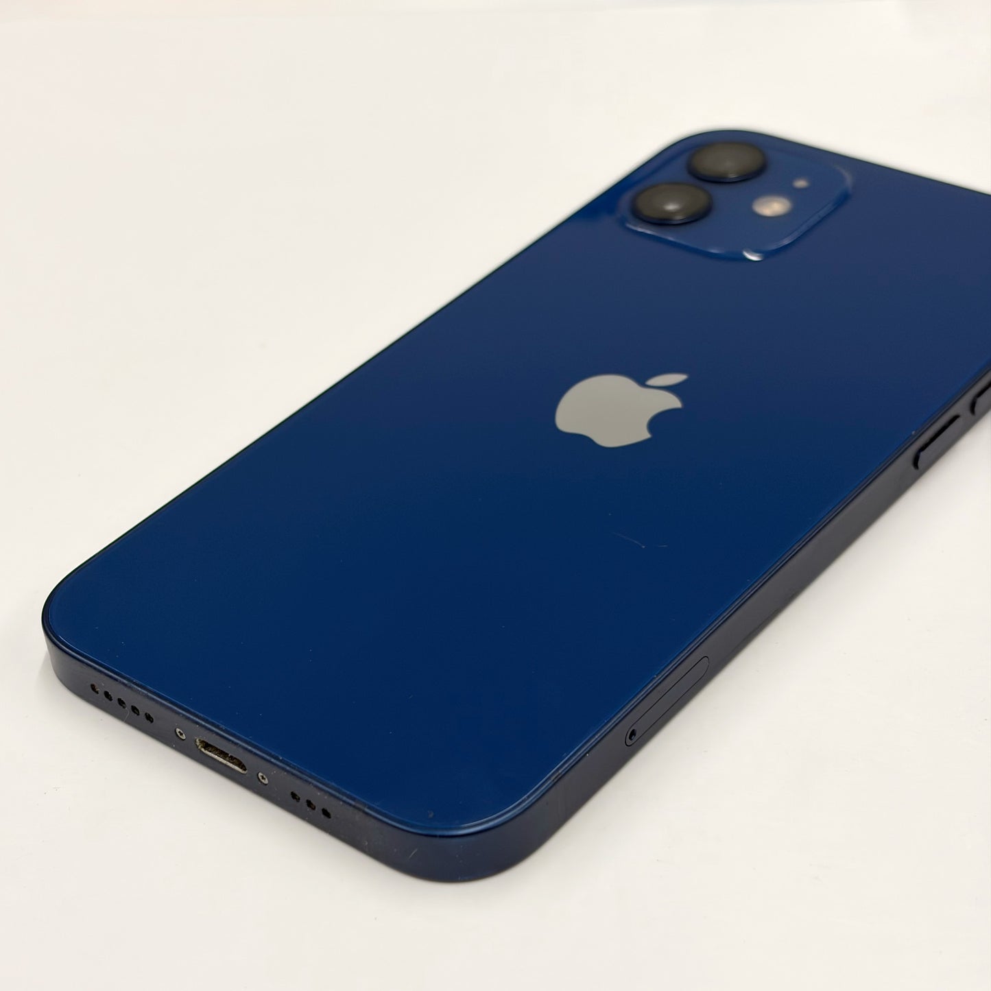 iPhone 12 64GB Blue 87% Battery B Grade T8626
