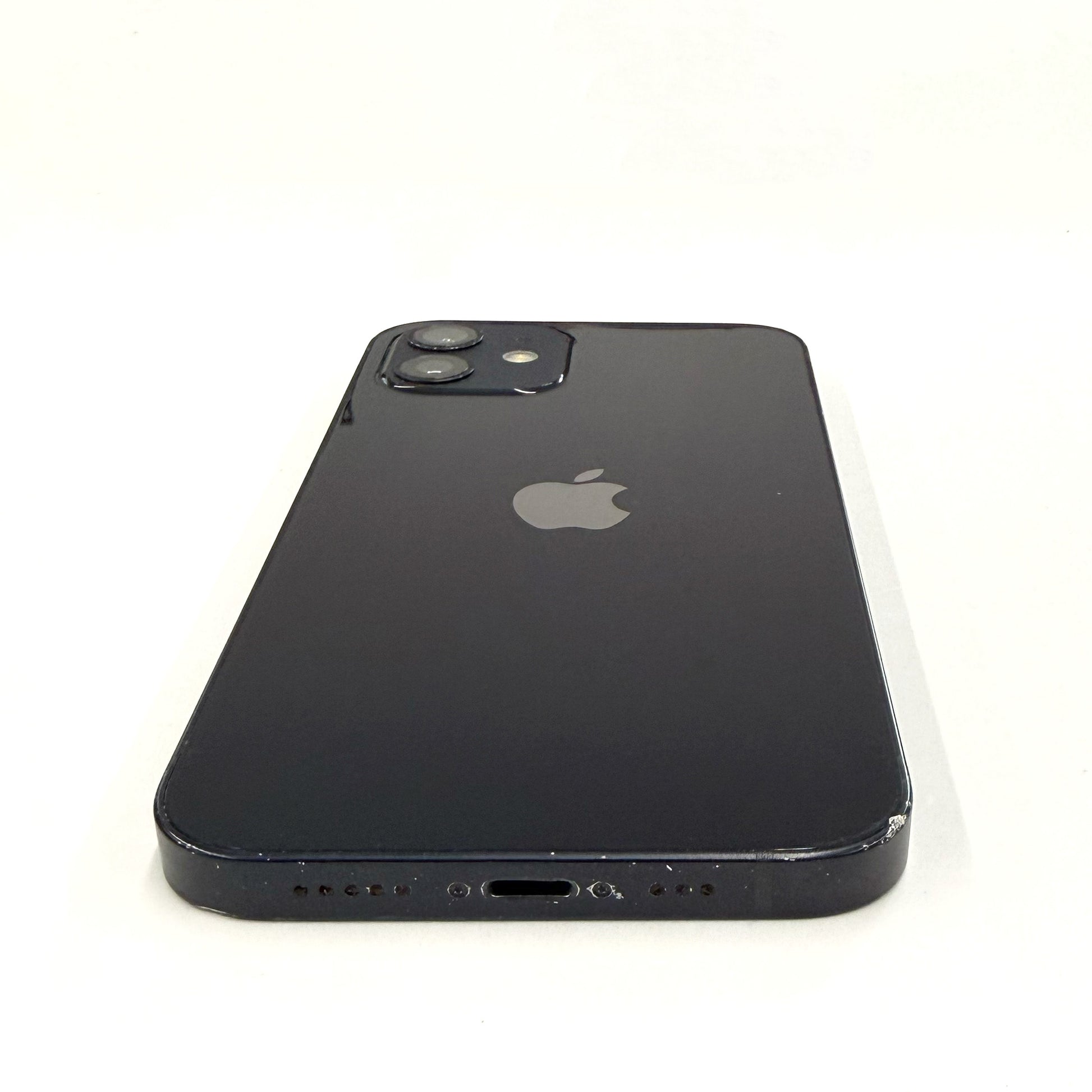 iPhone 12 64GB Black B- Grade 100% Battery T8470