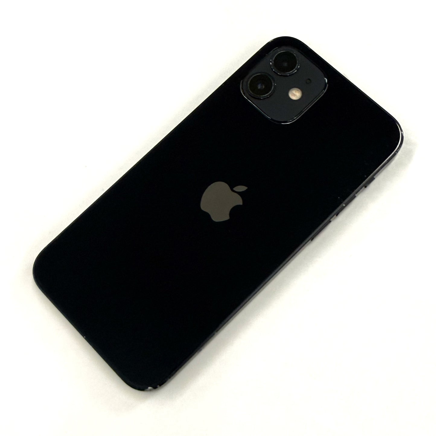 iPhone 12 64GB Black B- Grade 100% Battery T8470