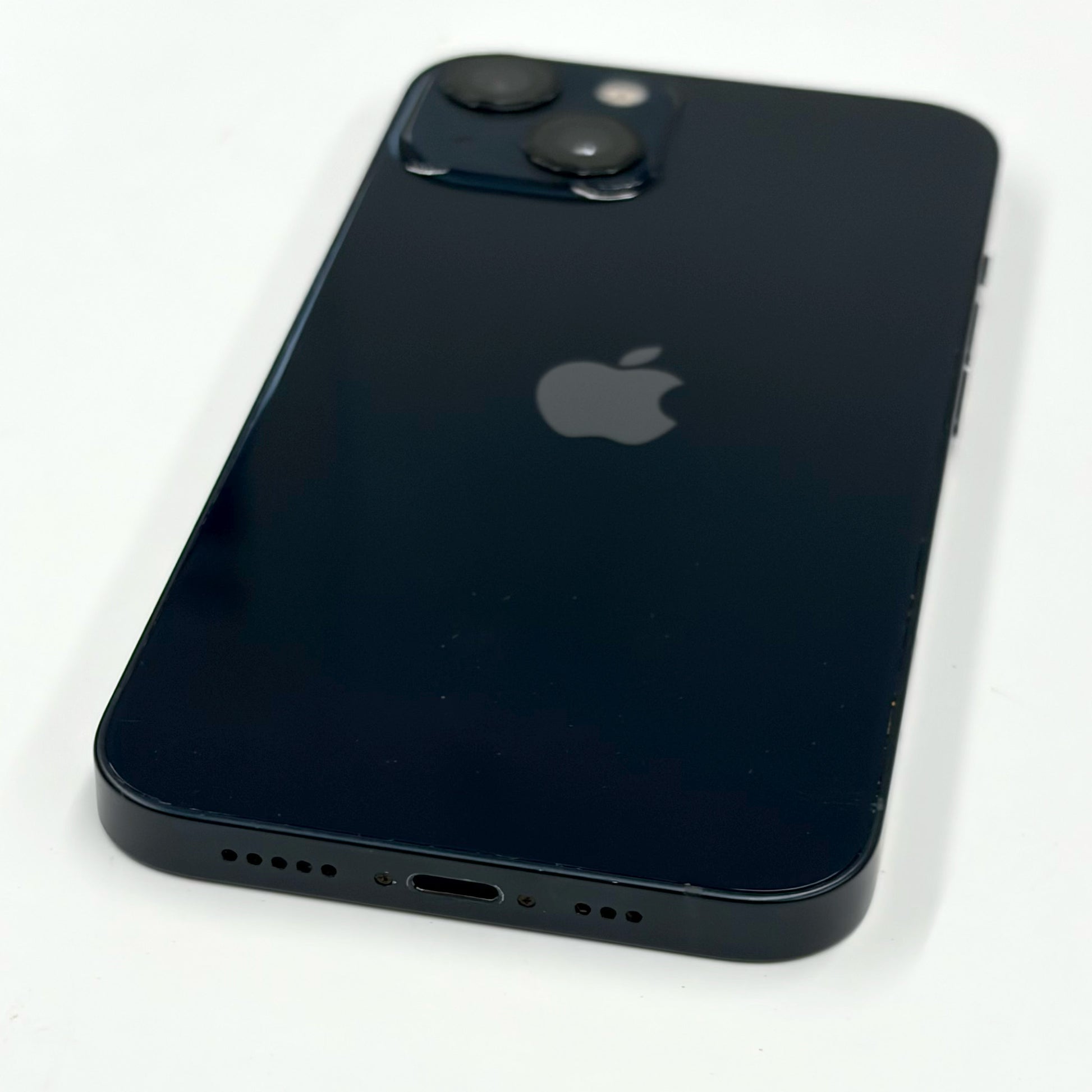 iPhone 13 128GB Midnight A Grade 88% Battery T8562