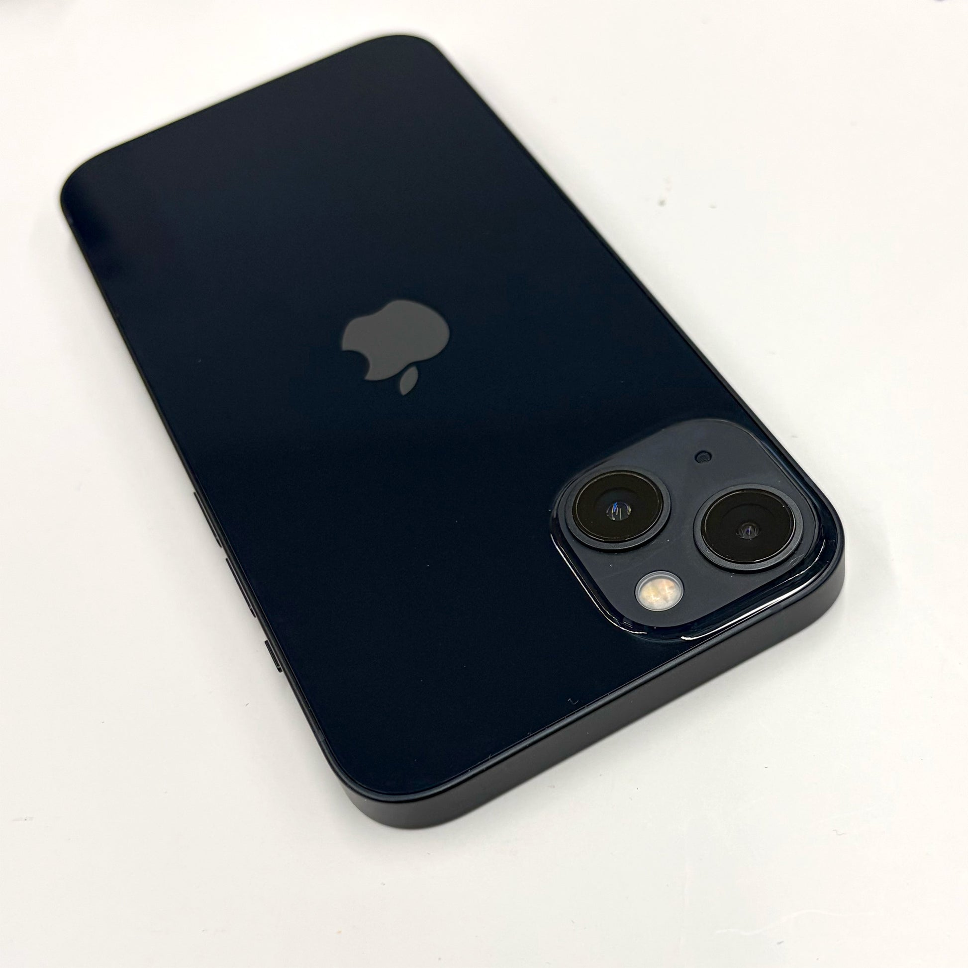 iPhone 13 128GB Midnight B Grade 100% Battery T8526