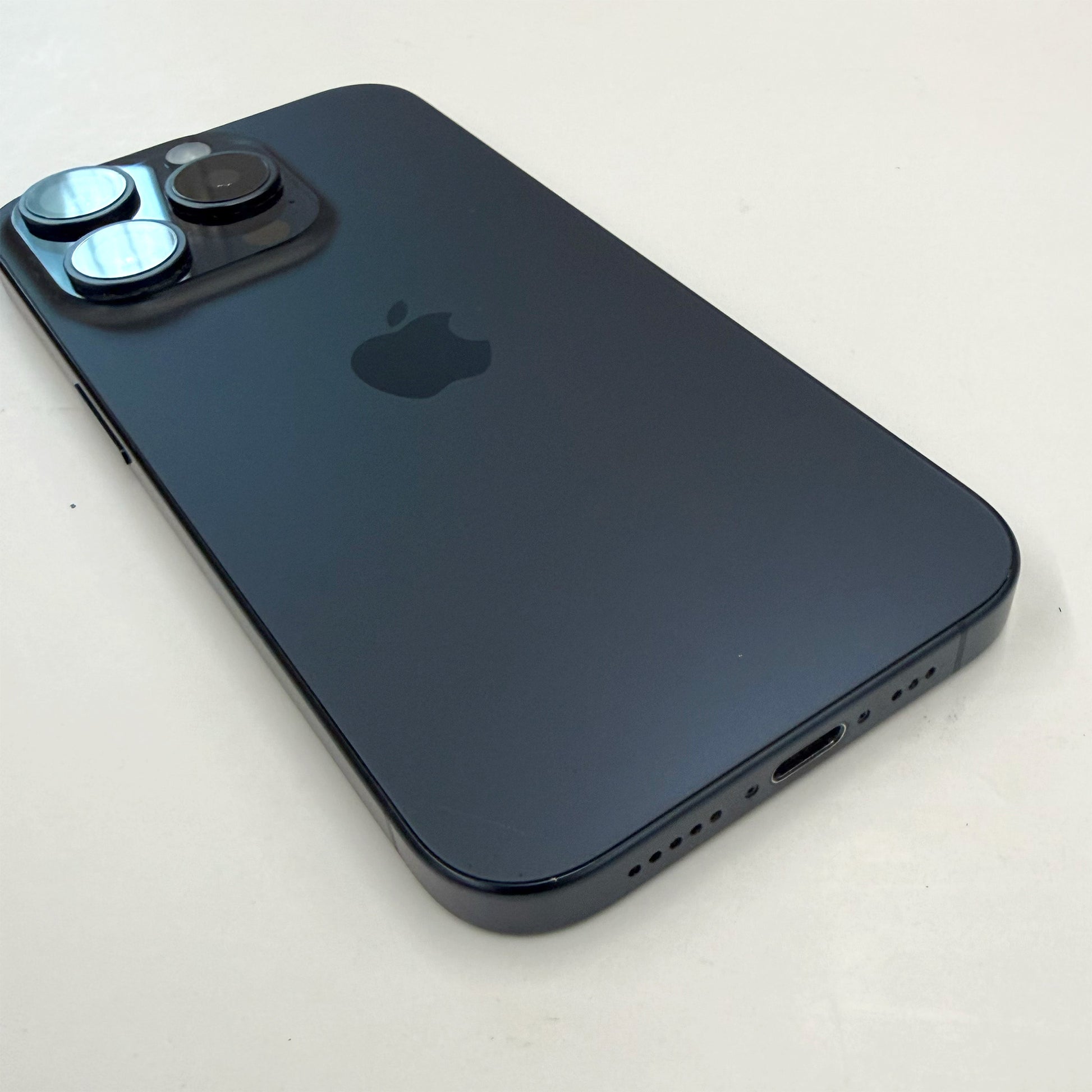 iPhone 15 Pro 128GB 89% Battery A Grade Blue Titanium