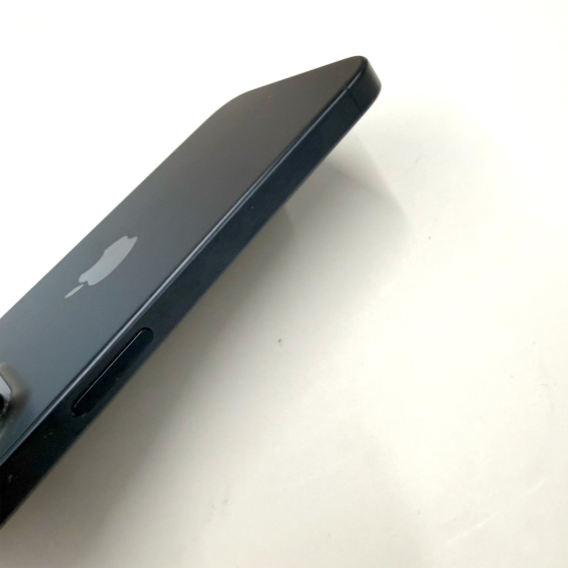 iPhone 15 Pro 128GB 89% Battery A Grade Blue Titanium