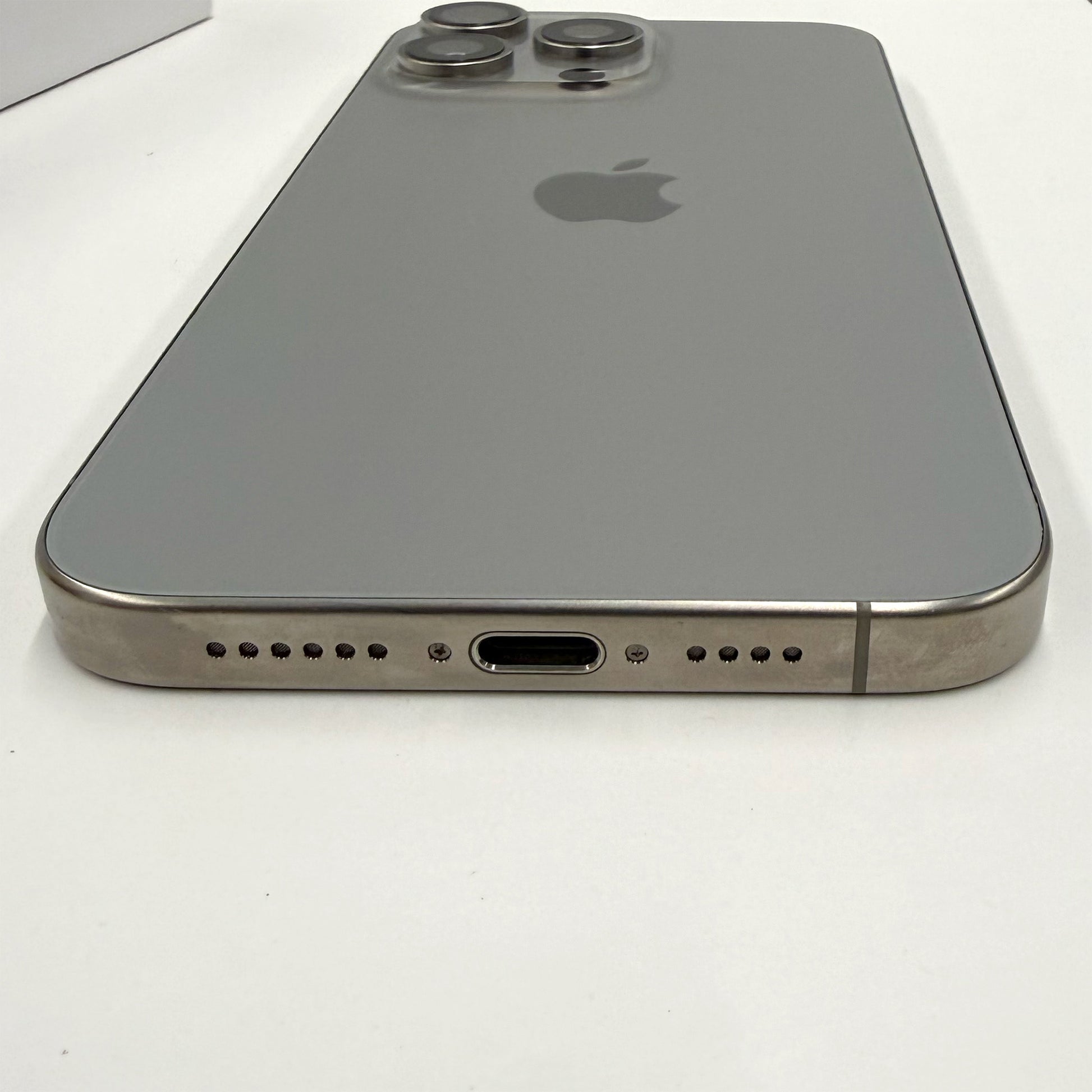 iPhone 15 Pro Max 256GB Natural Titanium A- Grade 87% Battery T8512