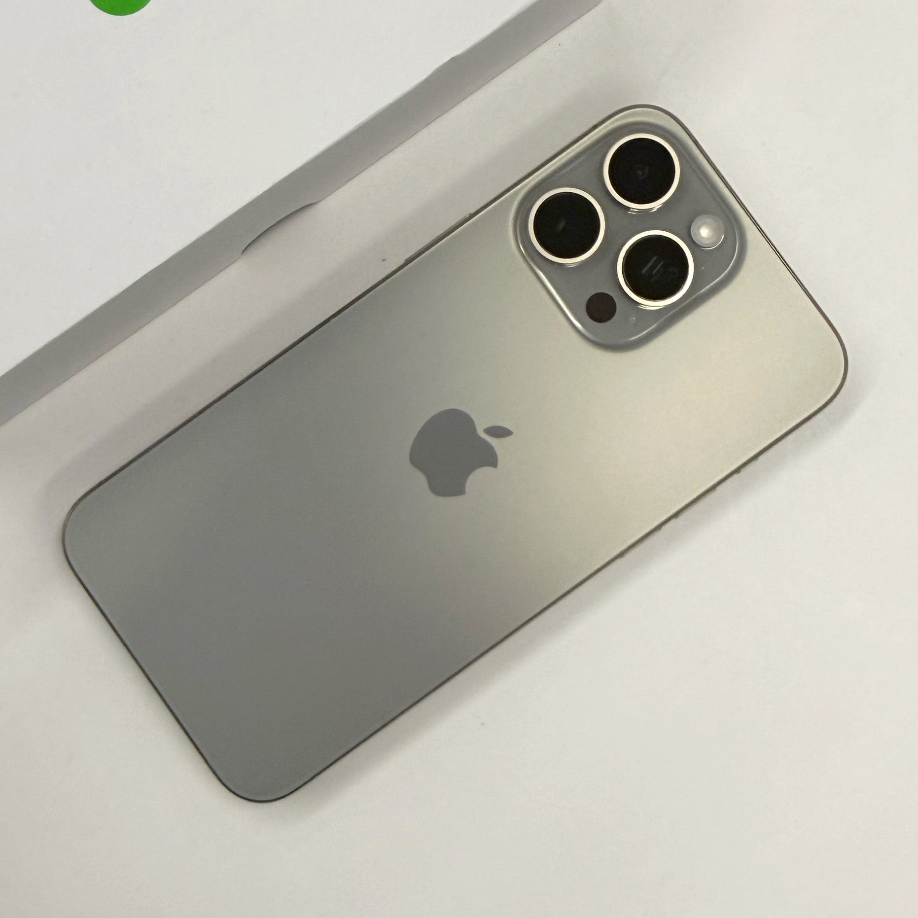iPhone 15 Pro Max 256GB Natural Titanium A- Grade 87% Battery T8512