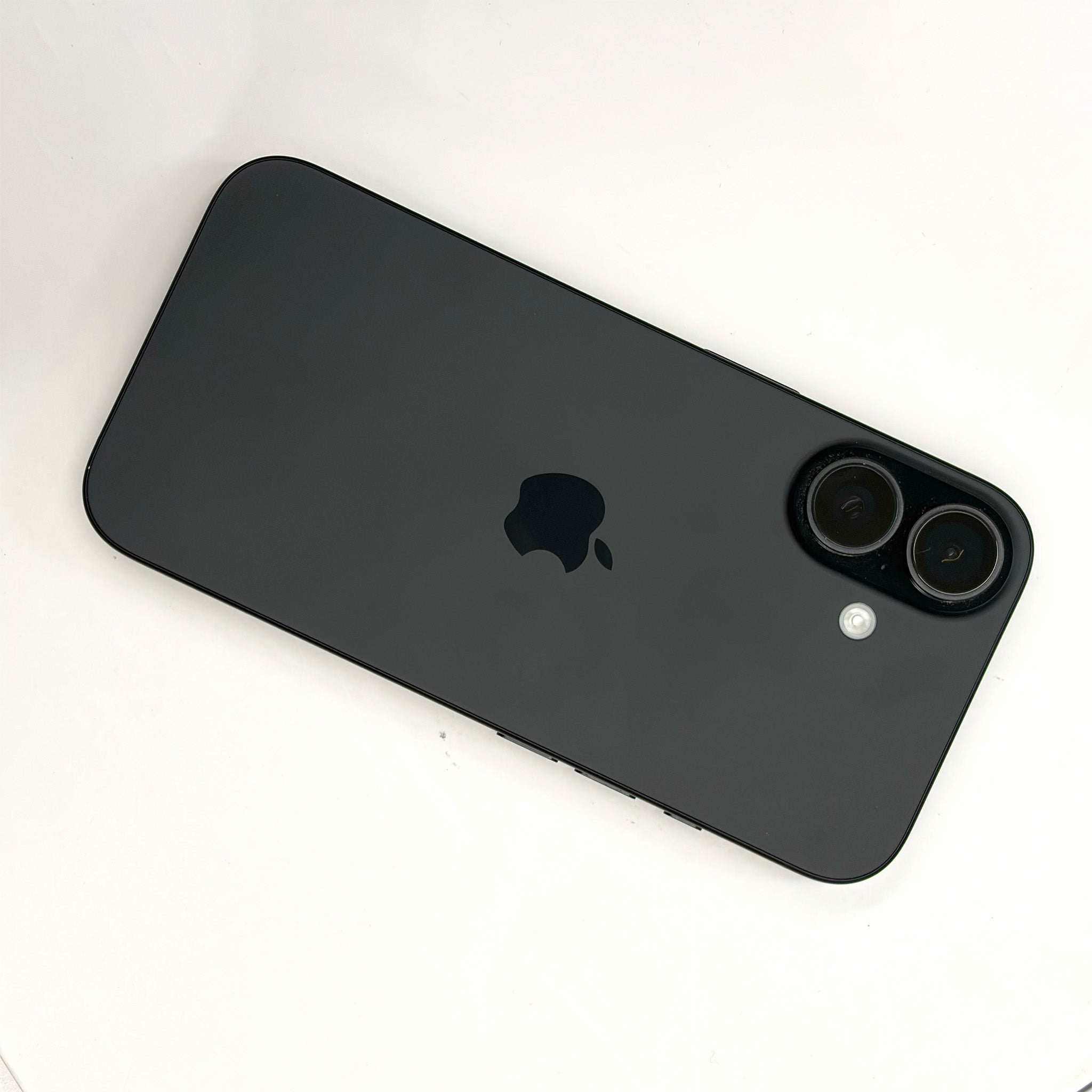 iPhone16 128GB 黒 バッテリー容量88% iPhone 16 128GB Black | Cellcom