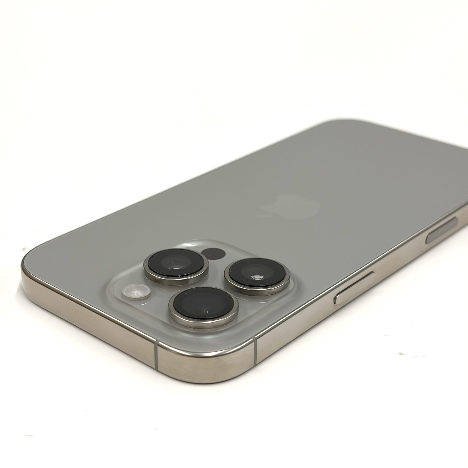 iPhone 16 Pro 512GB Natural Titanium A Grade 100% Battery T8561