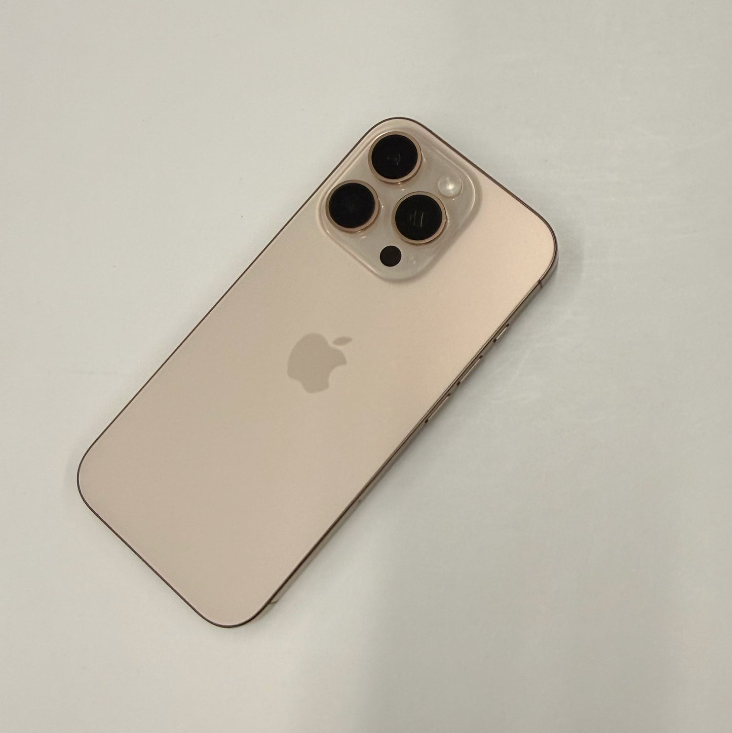 iPhone 16 Pro 256GB Desert Titanium T8408