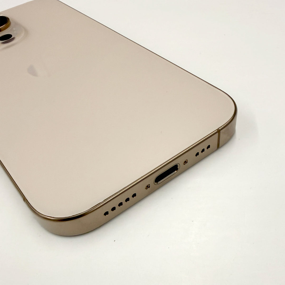 iPhone 16 Pro 256GB Desert Titanium T8408