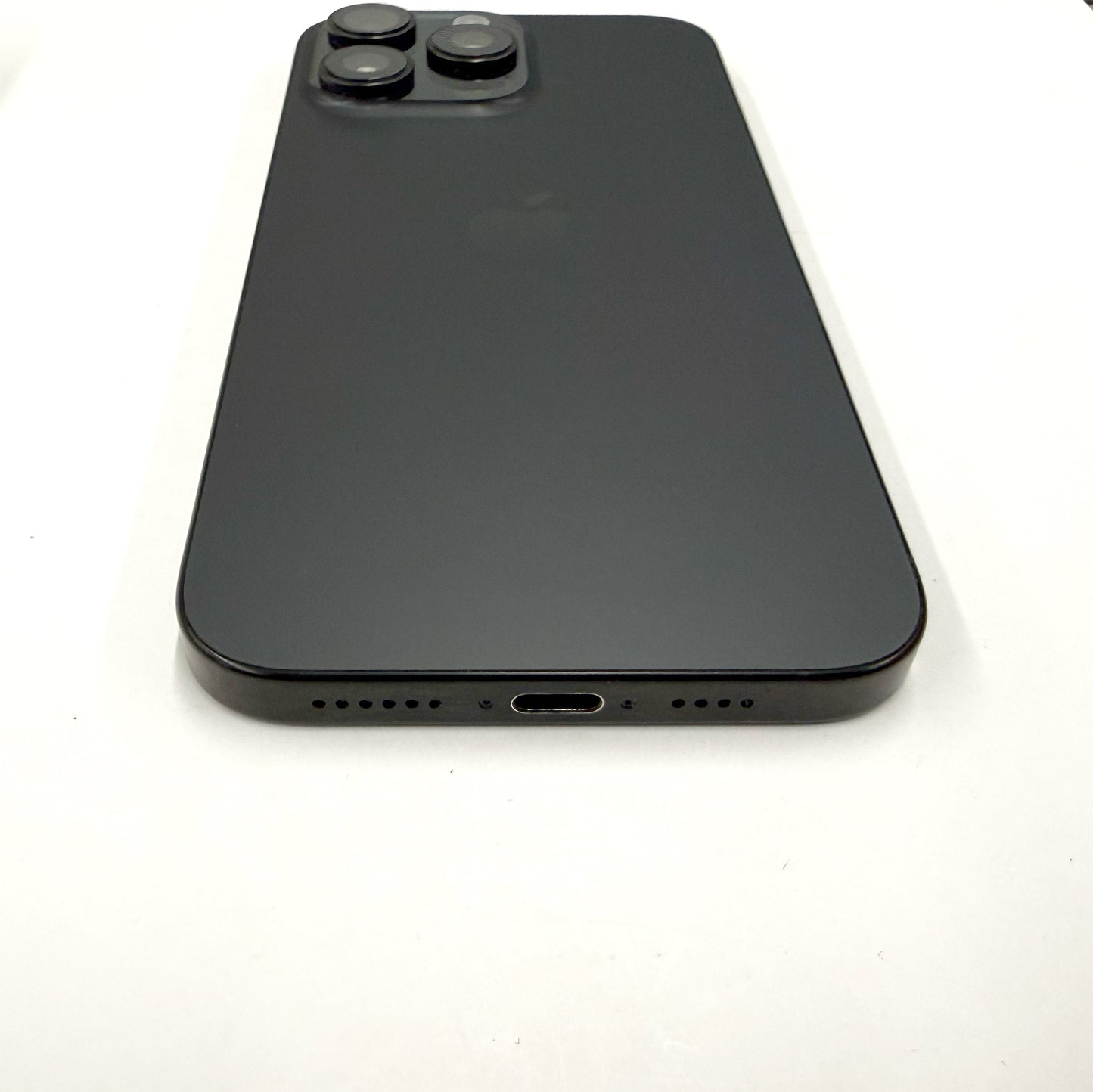 iPhone 16 Pro Max 256GB Black Titanium A Grade 100% Battery T8458