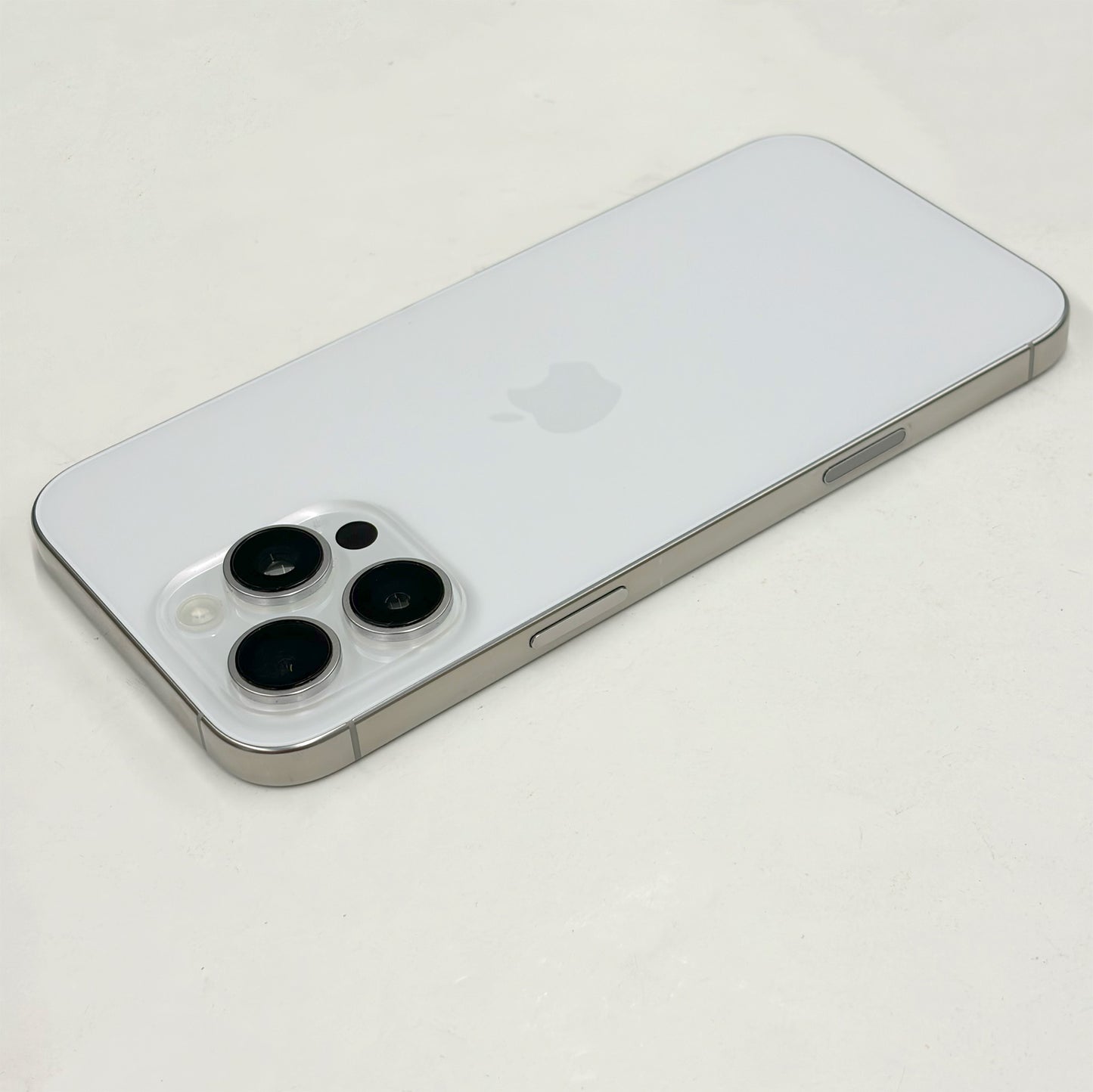 iPhone 16 Pro Max 256GB White Titanium 92% Battery A Grade T8618
