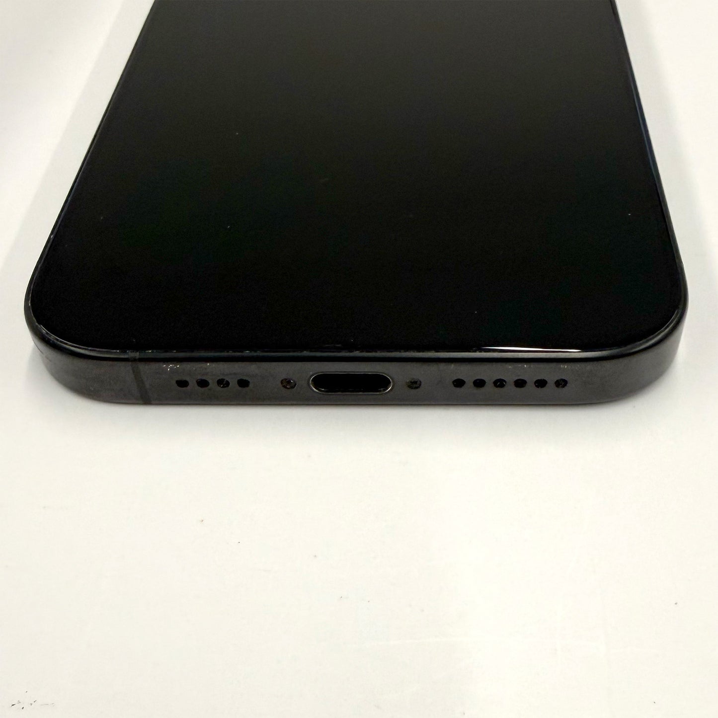 iPhone 16 Pro Max 256GB Black Titanium Great 94% Battery T8524