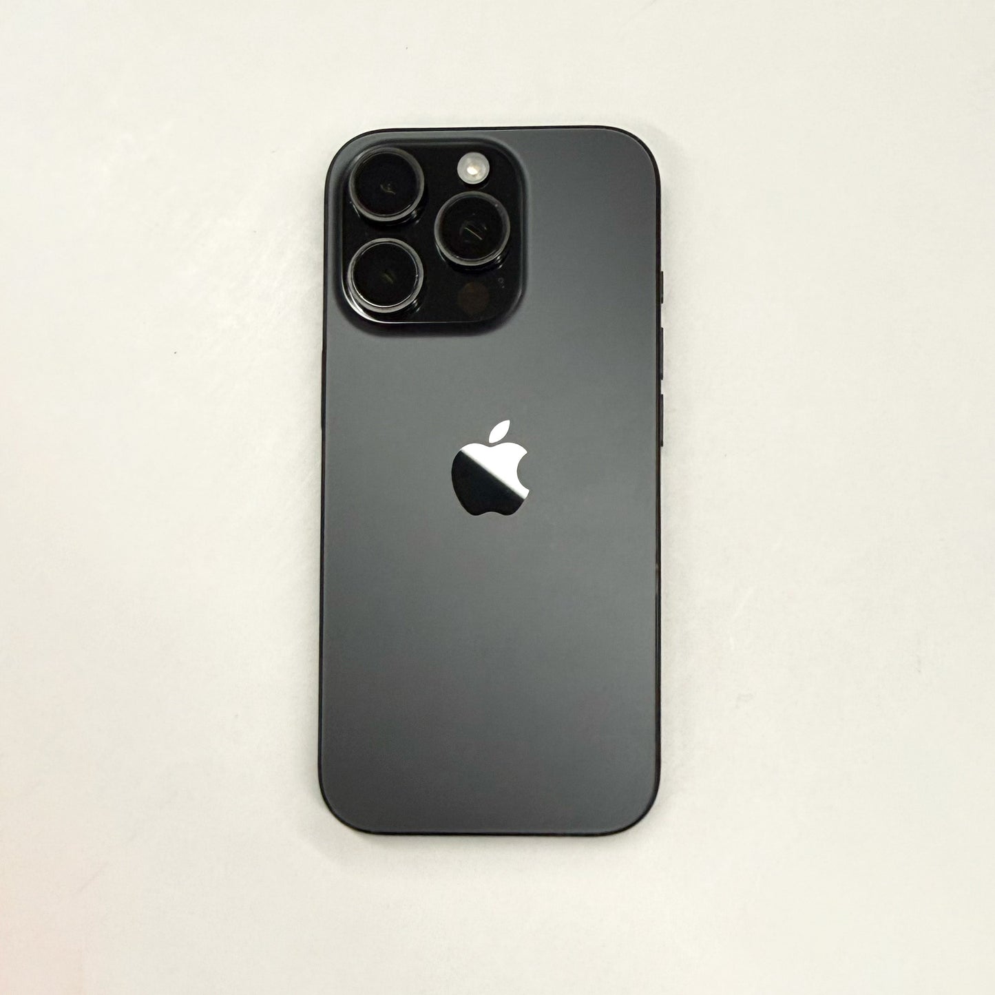 iPhone 16 Pro 128GB Black Titanium A Grade 97% Battery T8478
