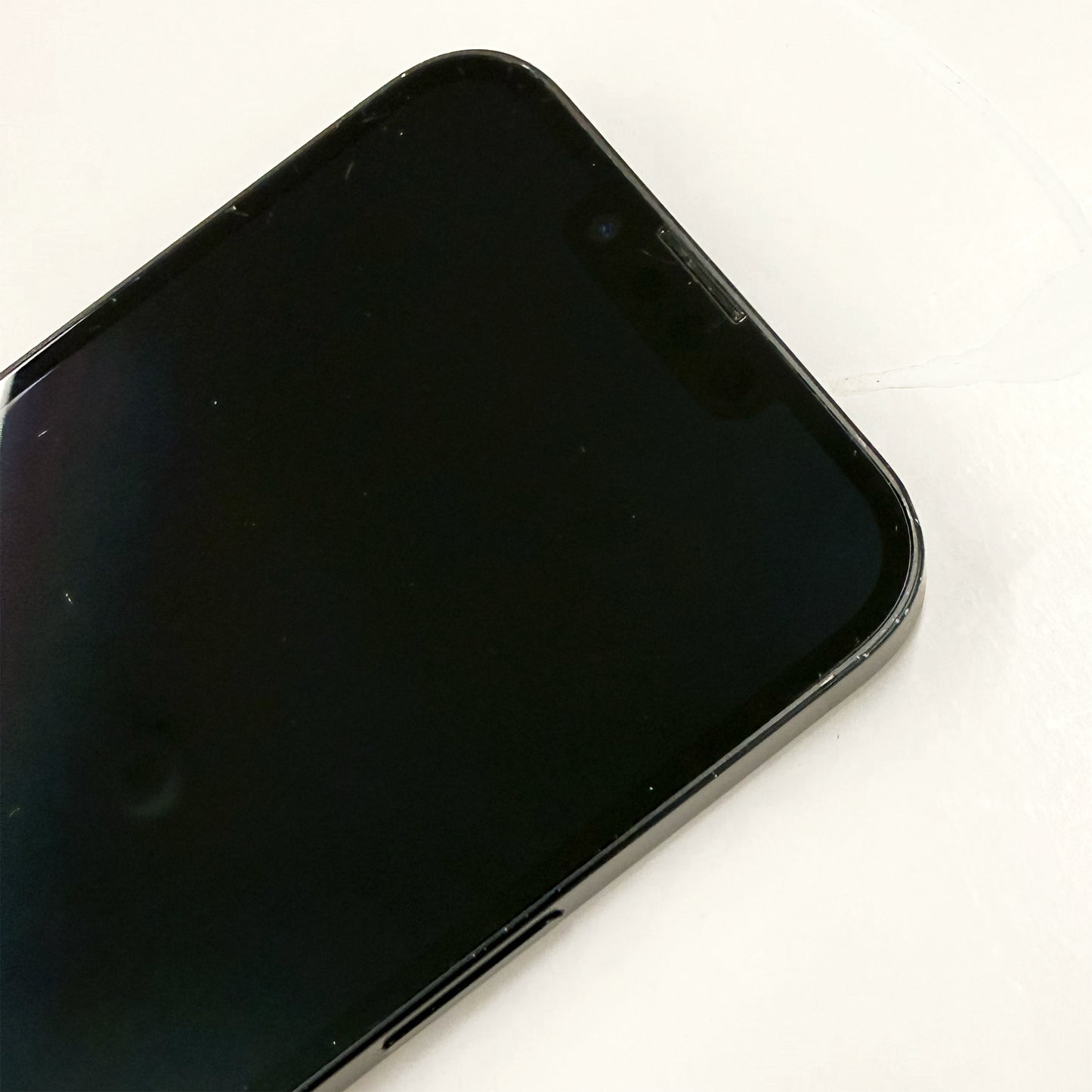 iPhone 16e 128GB Black T8432