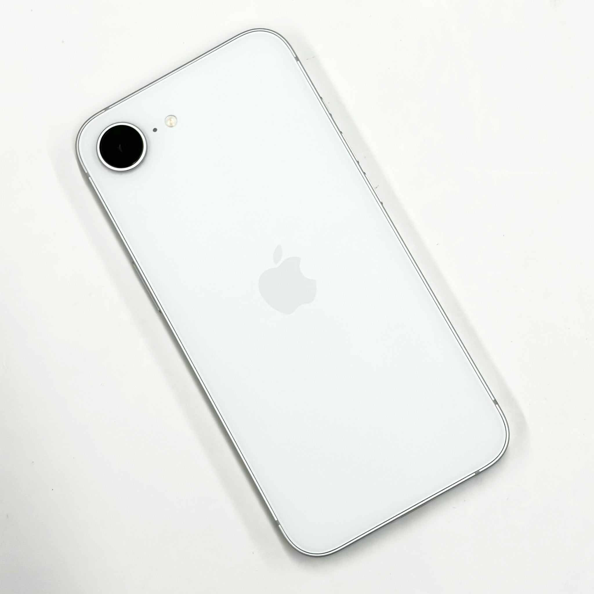 iPhone 16e White 128GB As New Condition with 100% Battery T8552