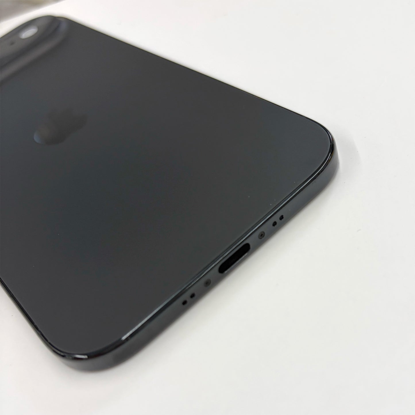 iPhone 17 Air 256GB Black A+ Grade 100% Battery T8533
