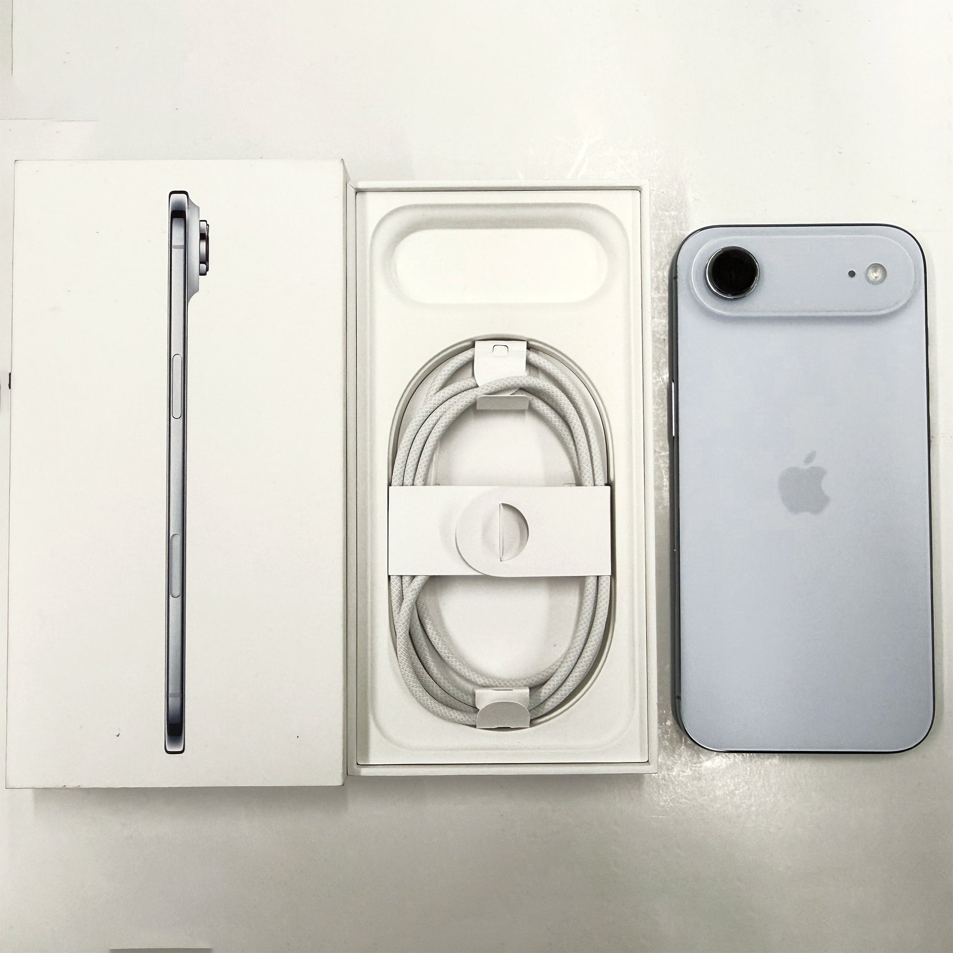 iPhone 17 Air 256GB Light Gold T8444