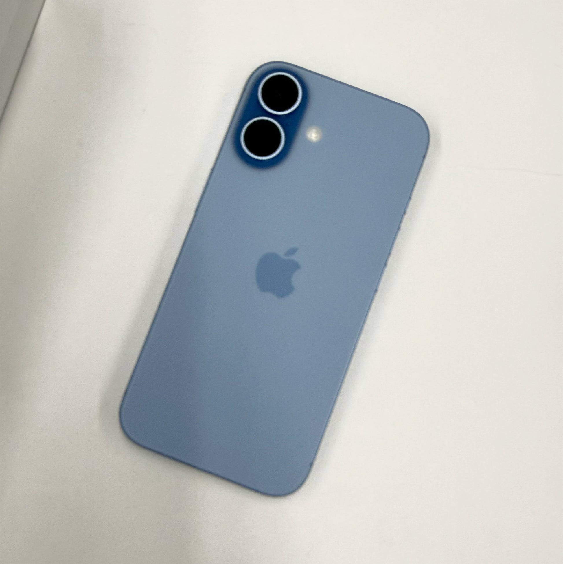 iPhone 17 Mist Blue 256GB As New 100% Battery T8489