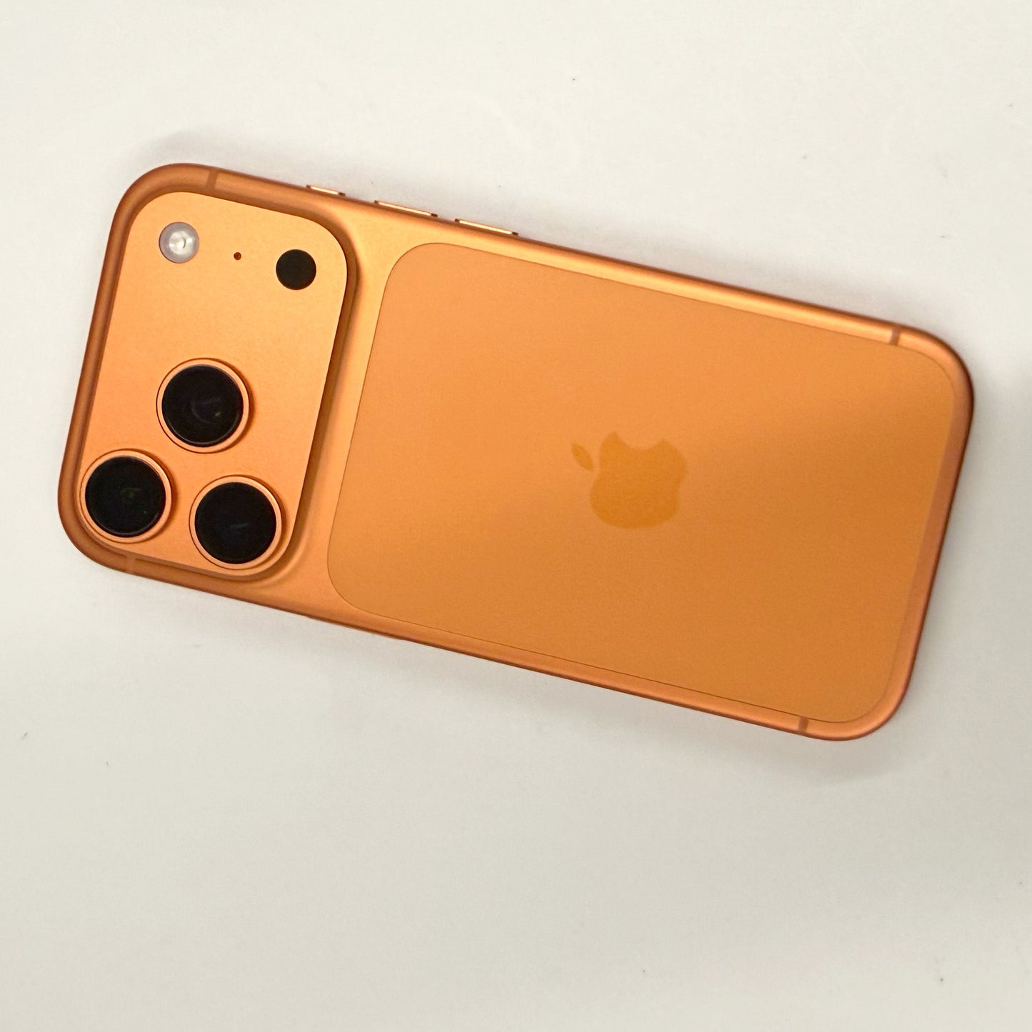 iPhone 17 Pro 256GB Cosmic Orange T8521 A+ Grade 100% Battery