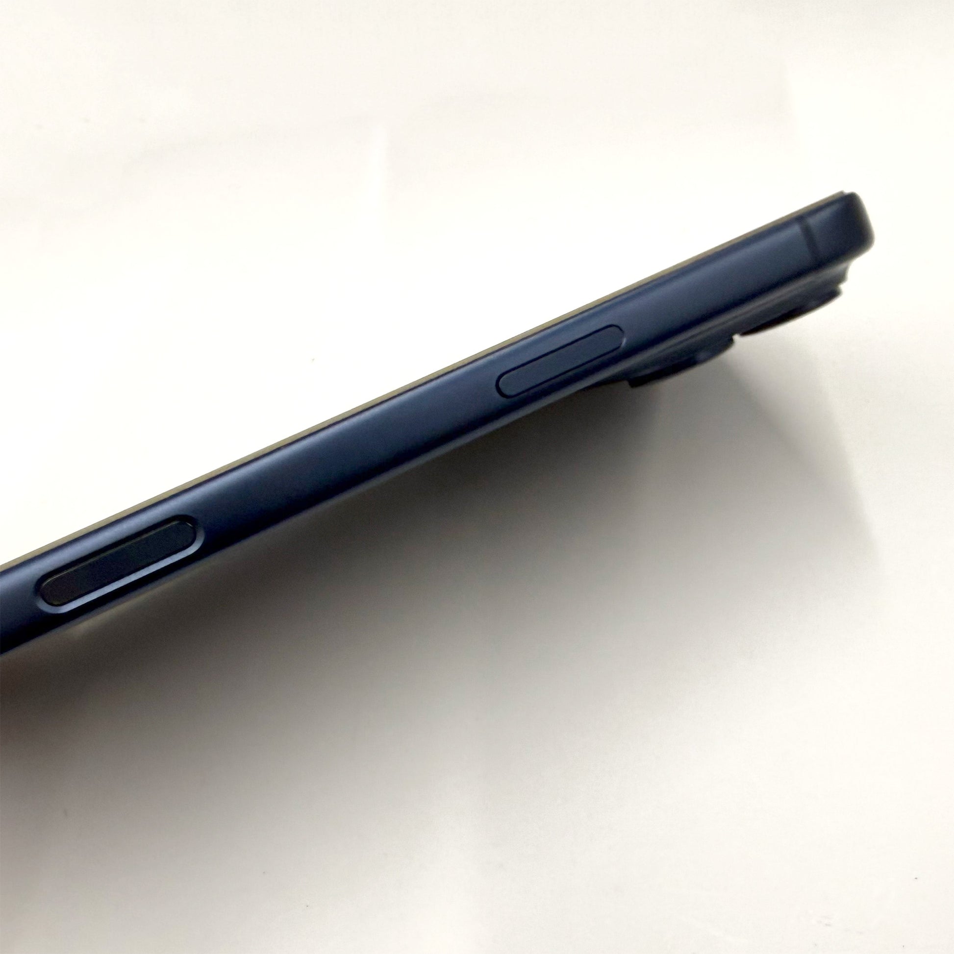iPhone 17 Pro Max 256GB Deep Blue A+ Grade T8507