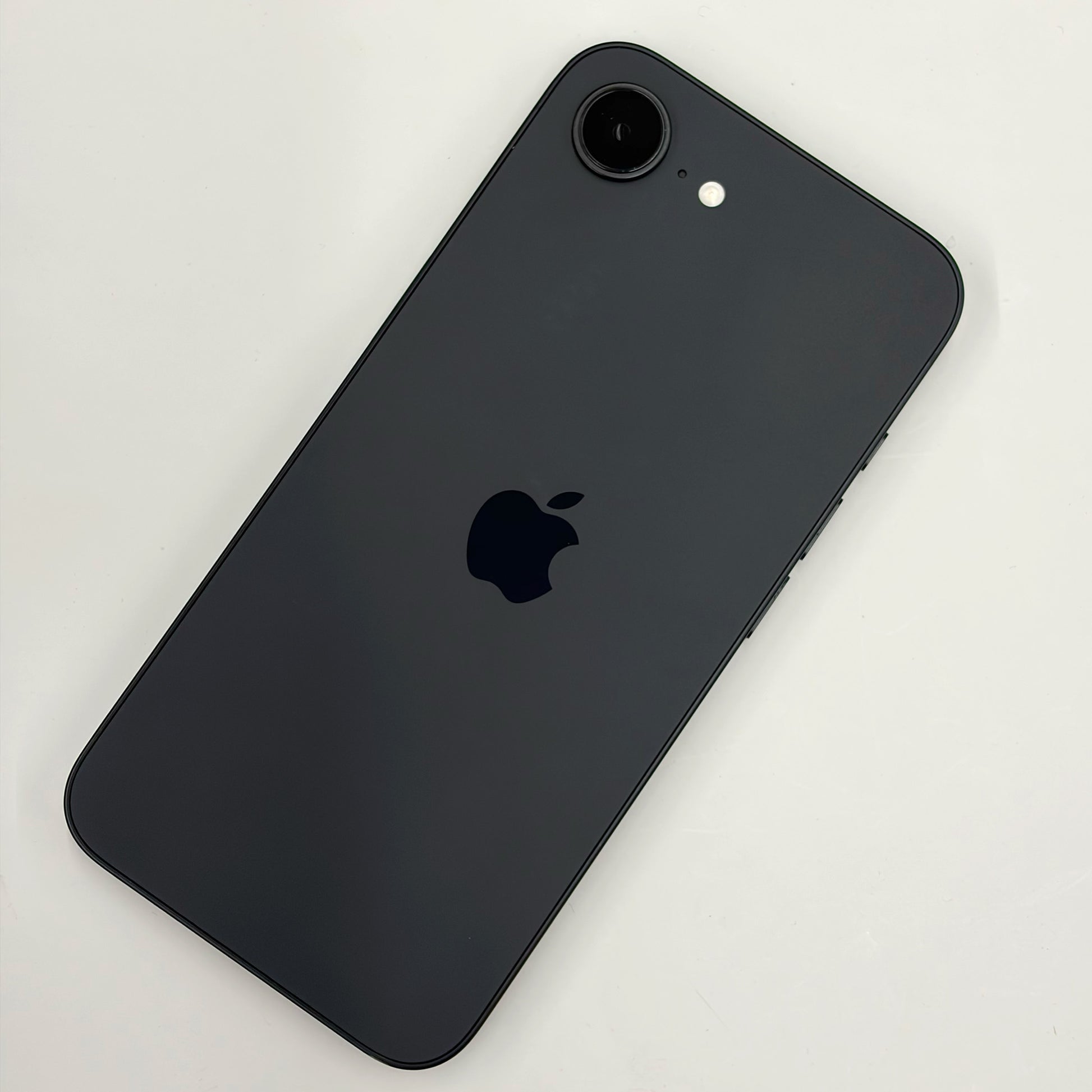 iPhone 17e 256GB Black A Grade 100% Battery T8622