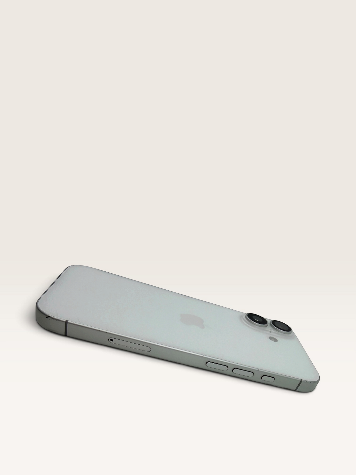 iPhone 17 White 256GB 100% Battery (C Grade) T8860