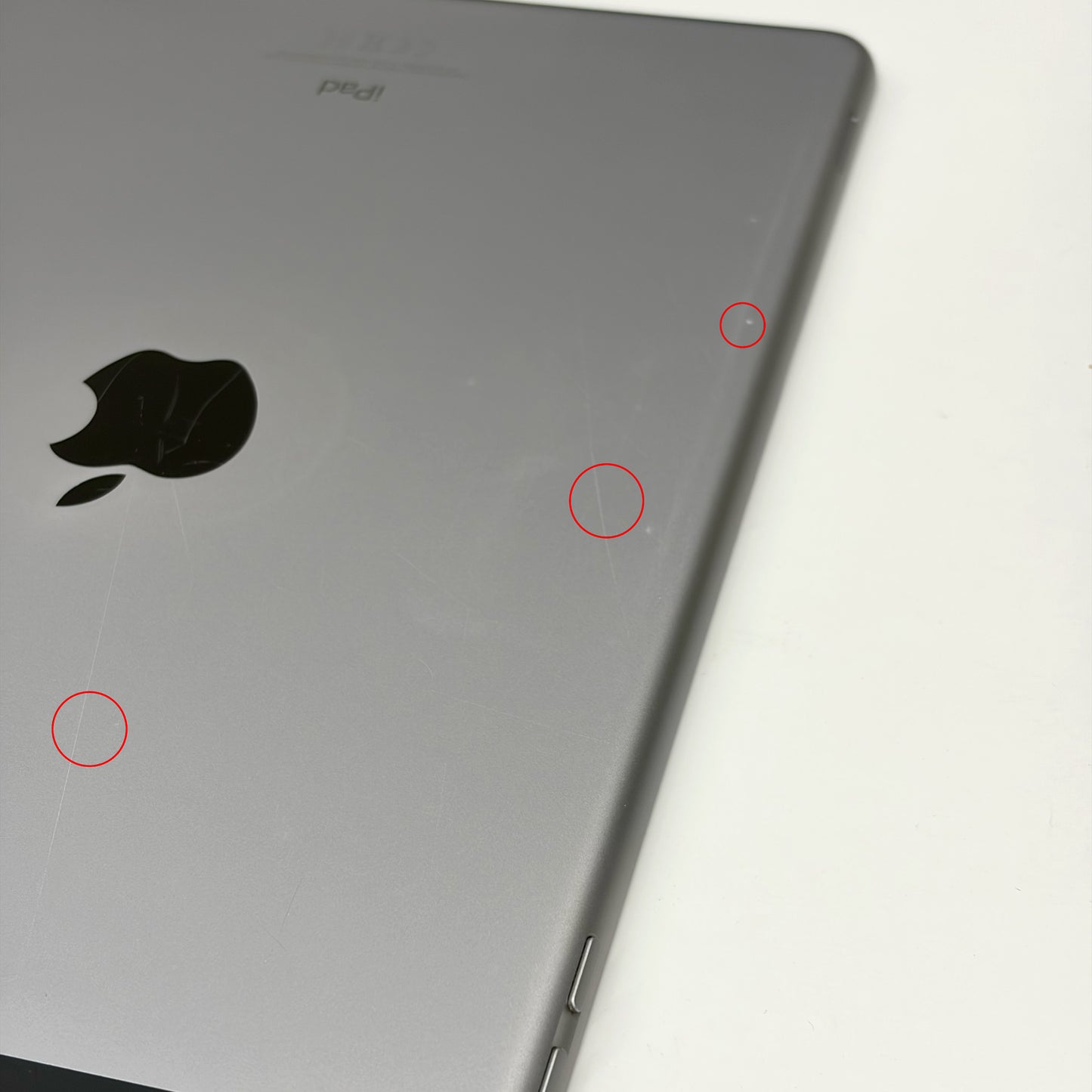 iPad 9.7 (2018) 6th Gen 32GB Space Grey Cellular T8665
