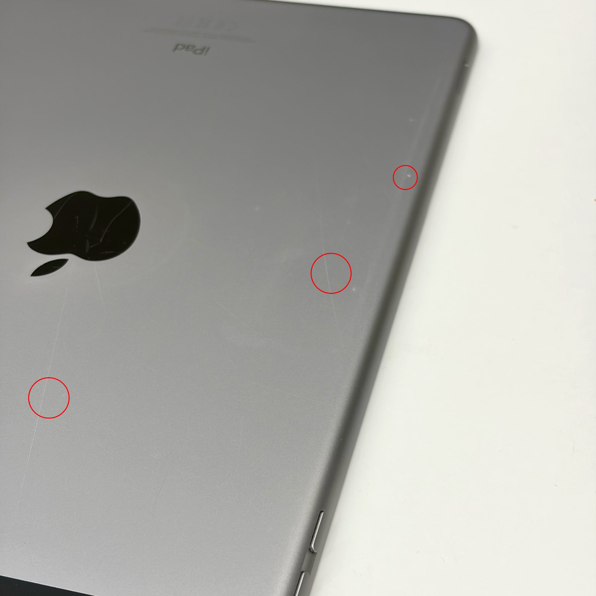 iPad 9.7 (2018) 6th Gen 32GB Space Grey Cellular T8665