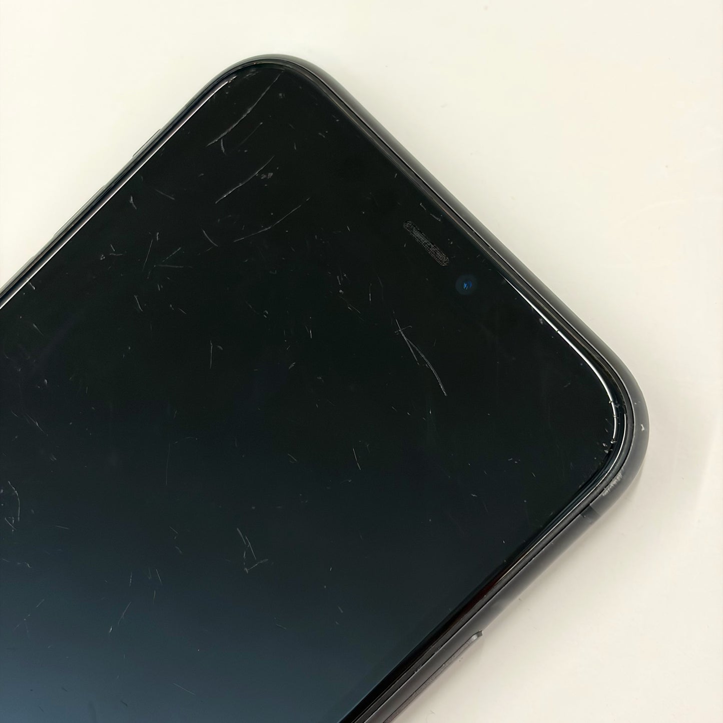 iPhone 11 128GB Black C Grade 100% Battery T8645
