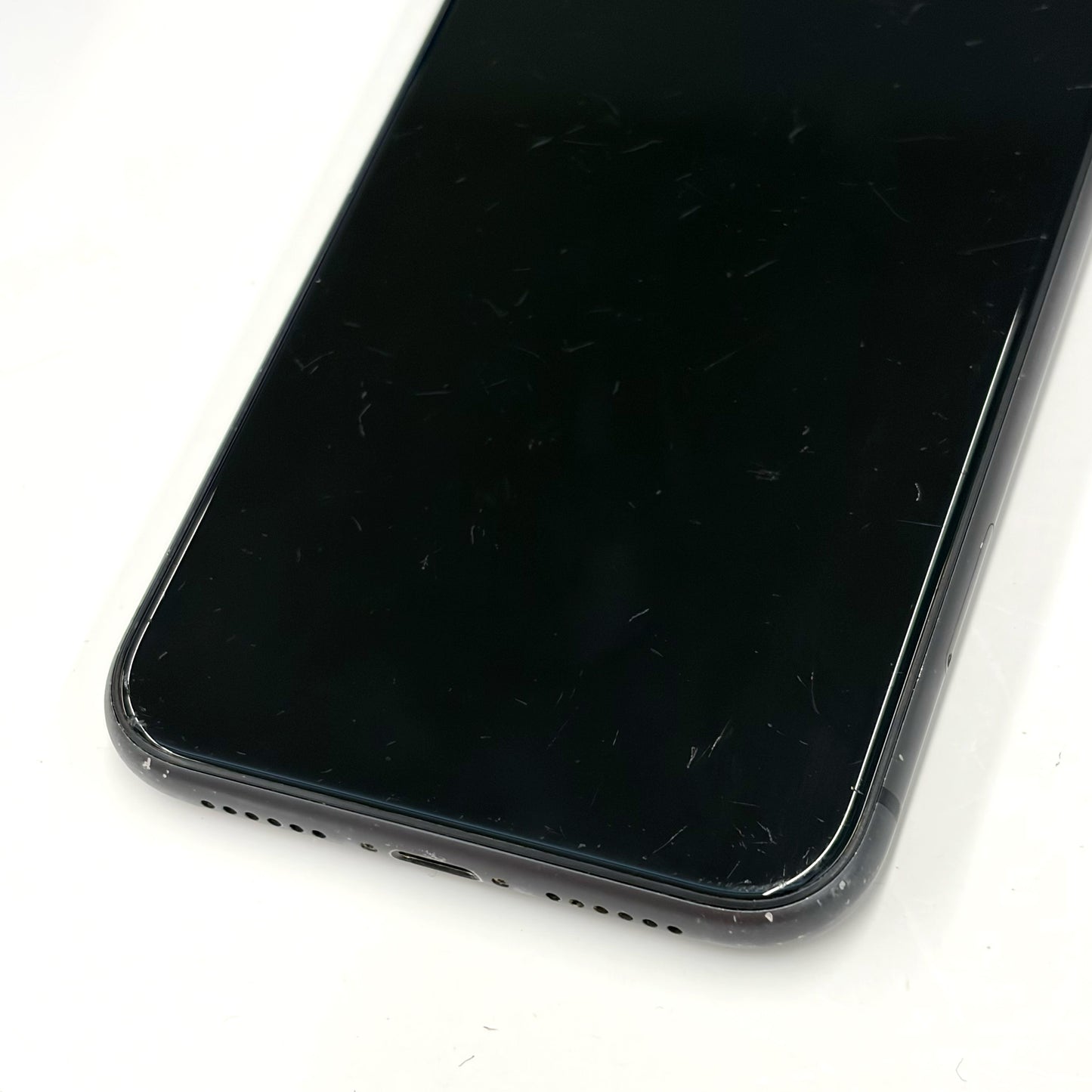 iPhone 11 128GB Black C Grade 100% Battery T8645