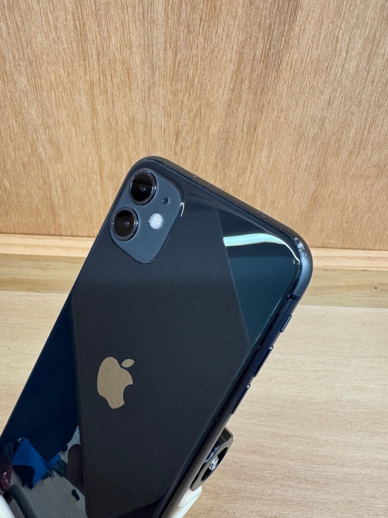 iPhone 11 - trade.com.au