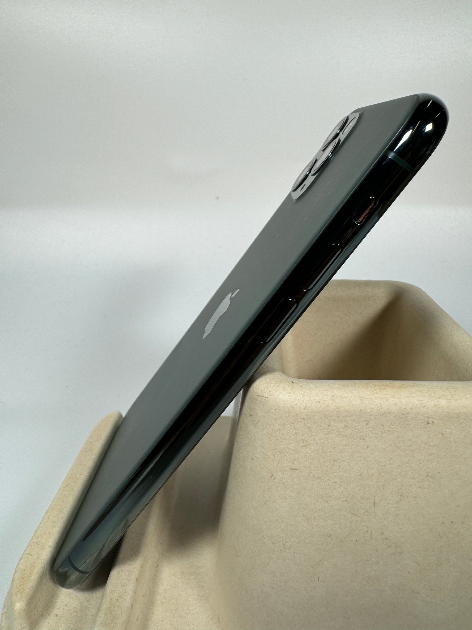 iPhone 11 Pro - trade.com.au