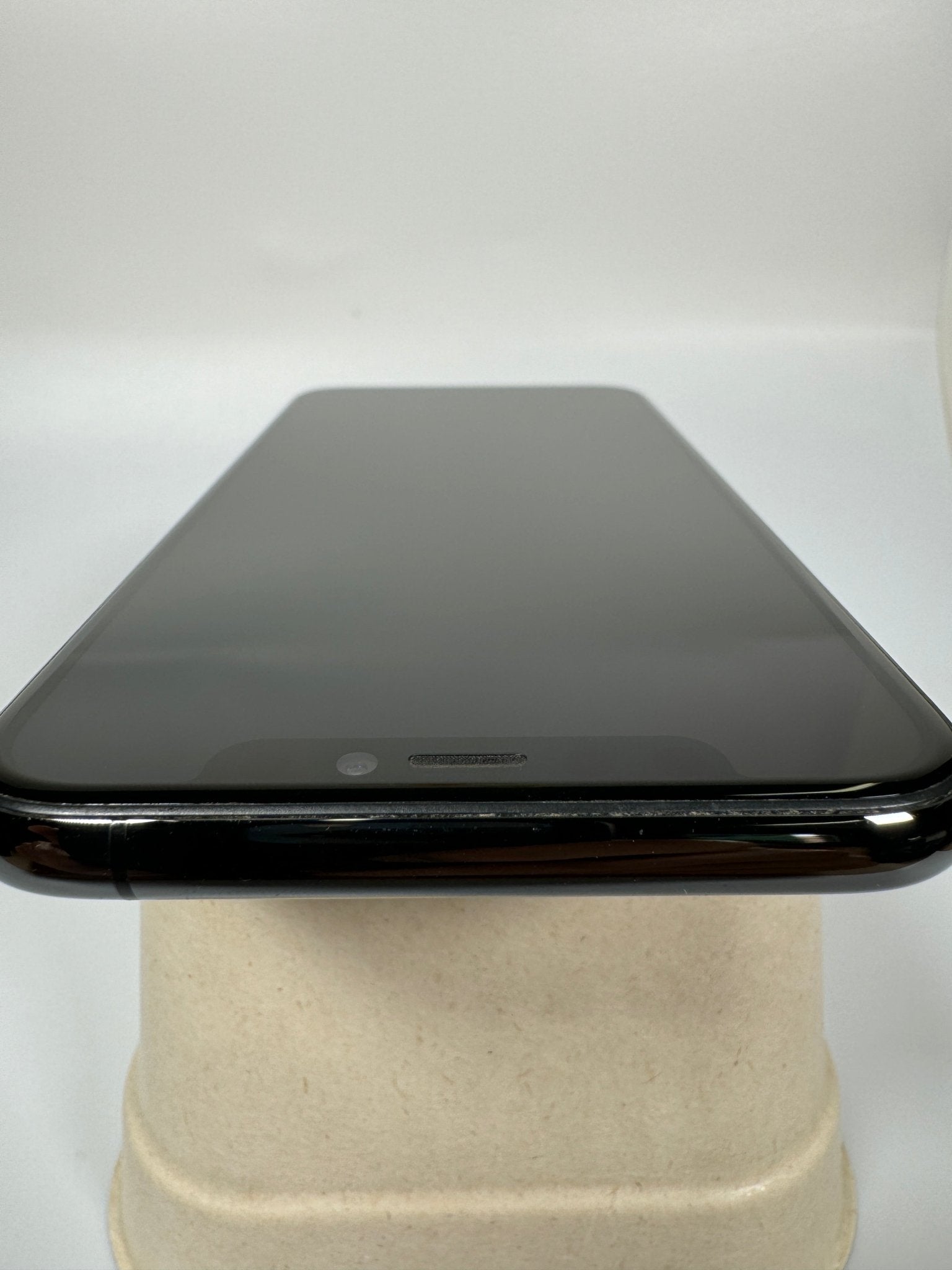 iPhone 11 Pro - trade.com.au