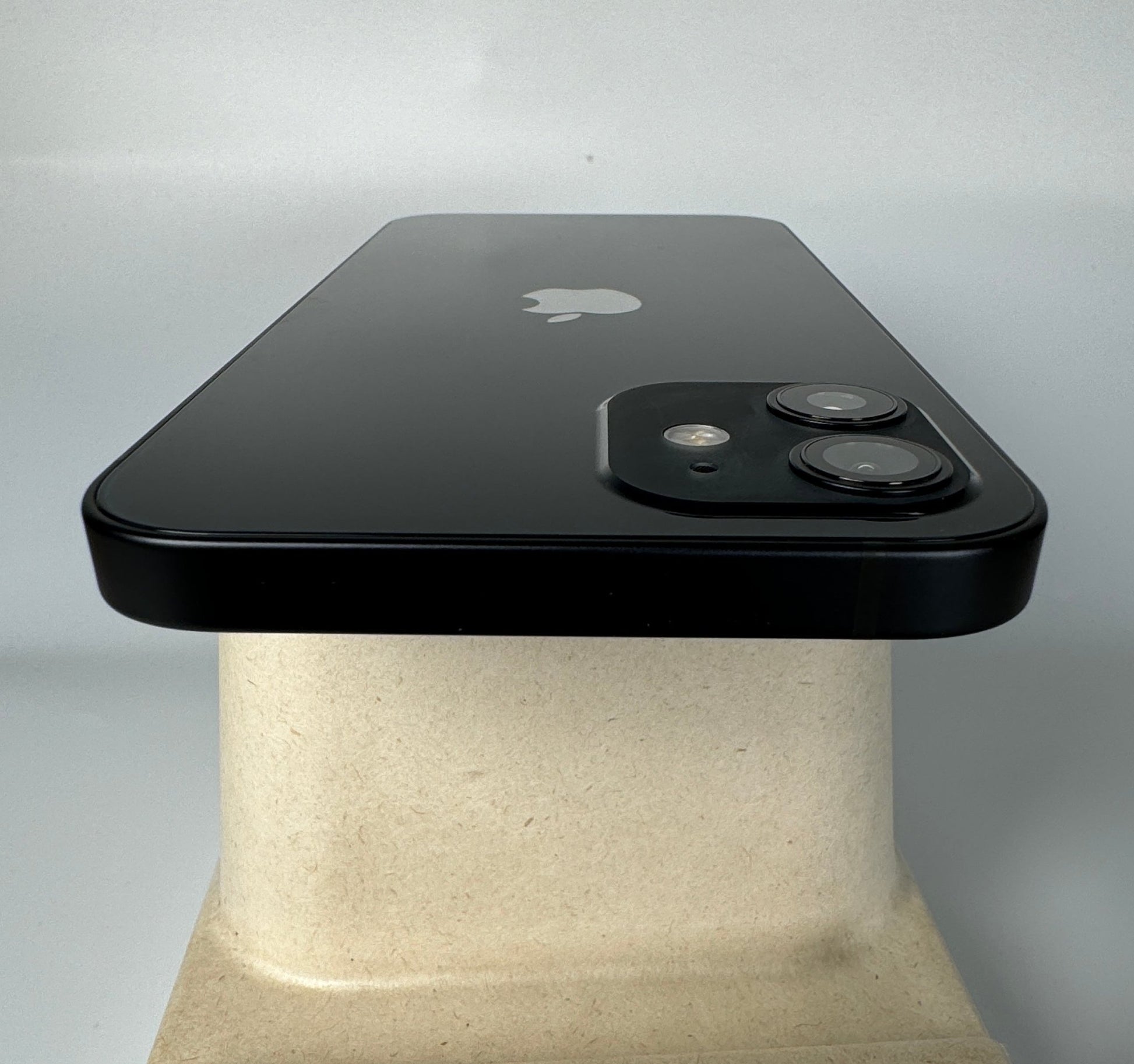 iPhone 12 - trade.com.au