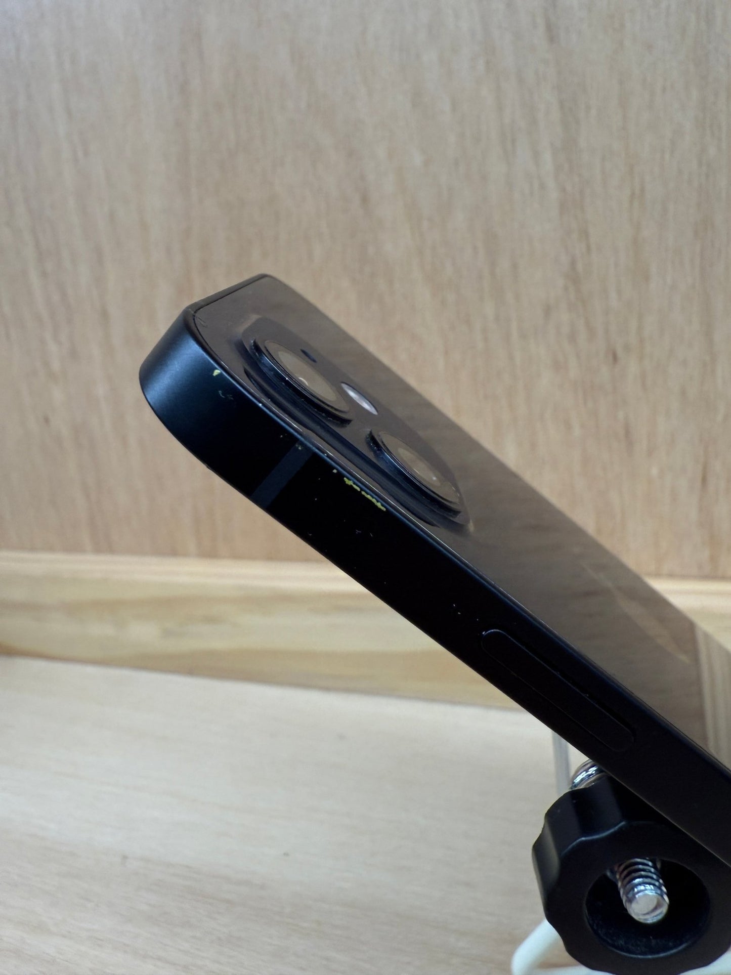 iPhone 12 - trade.com.au