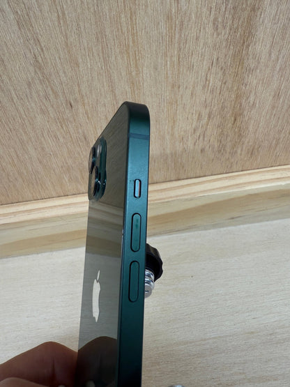 iPhone 13 - trade.com.au