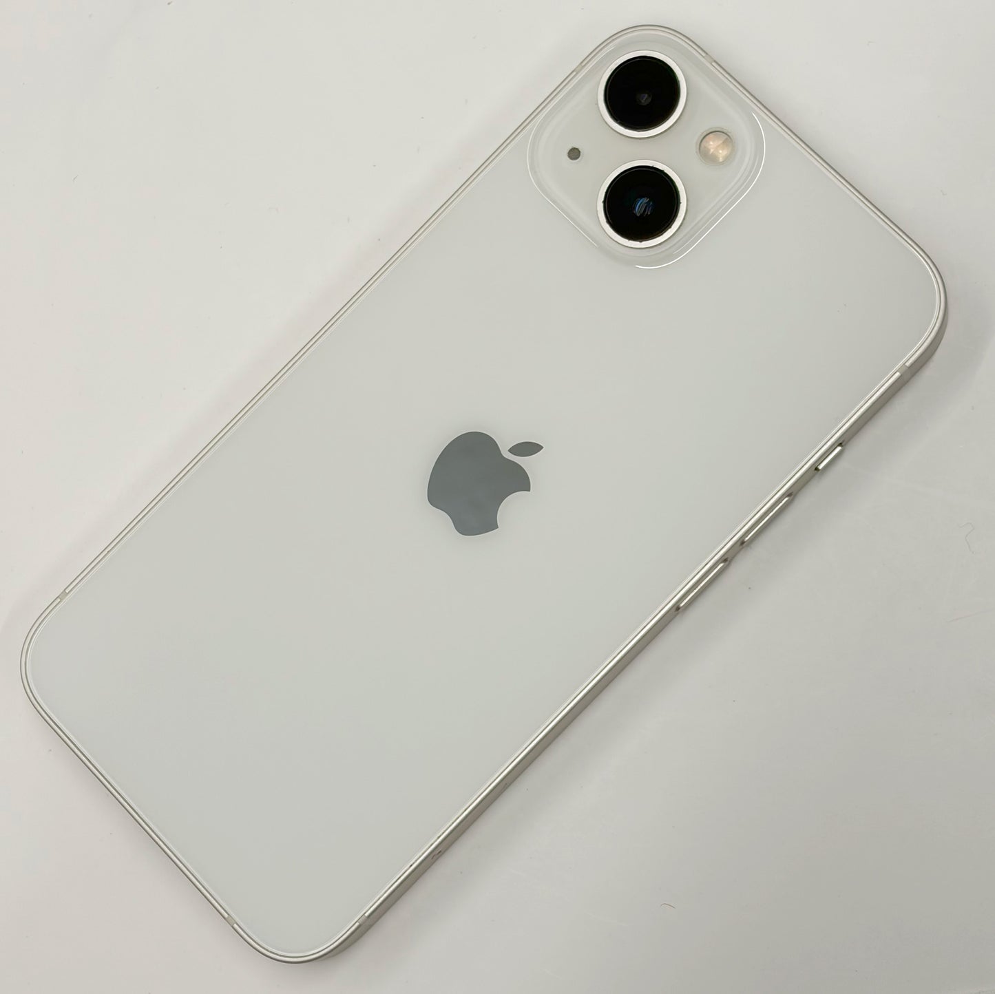 iPhone 13 256GB Starlight A Grade 100% Battery T8677
