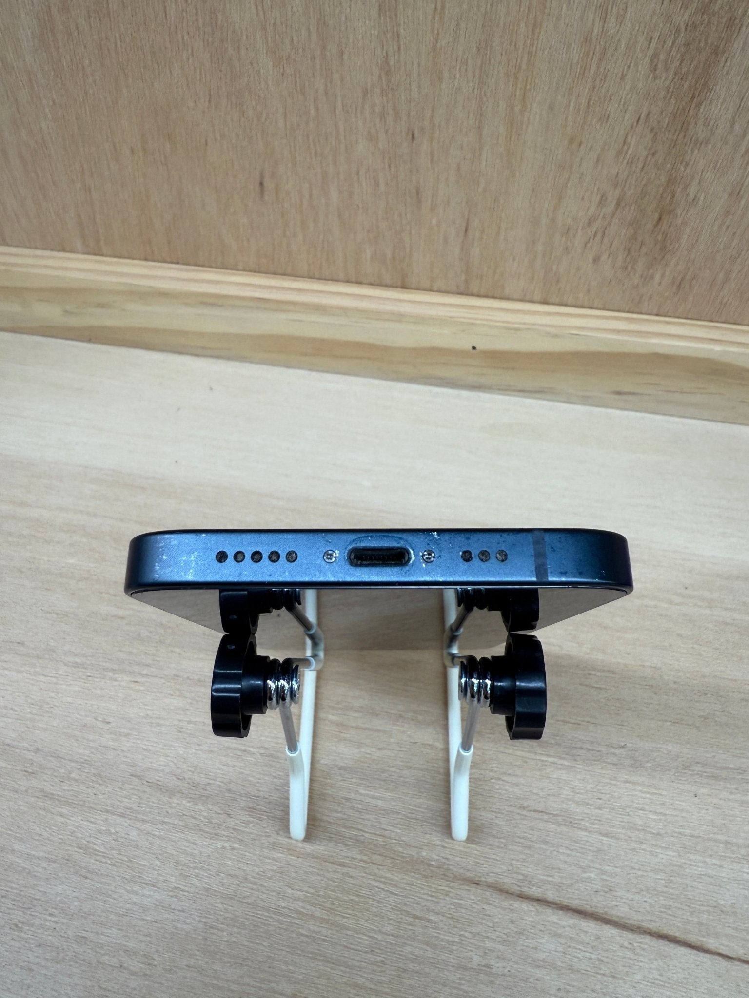 iPhone 13 - trade.com.au