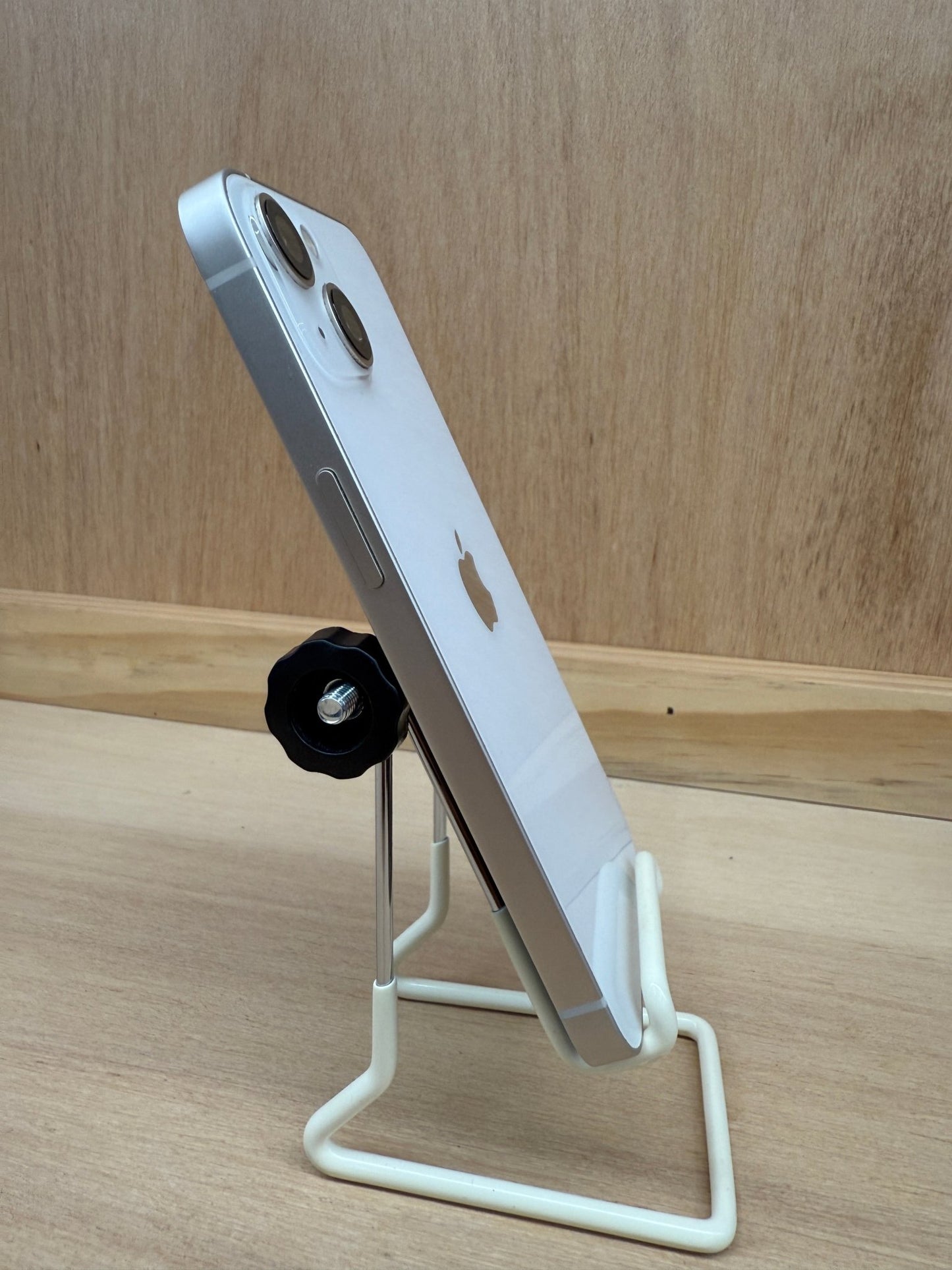 iPhone 13 - trade.com.au
