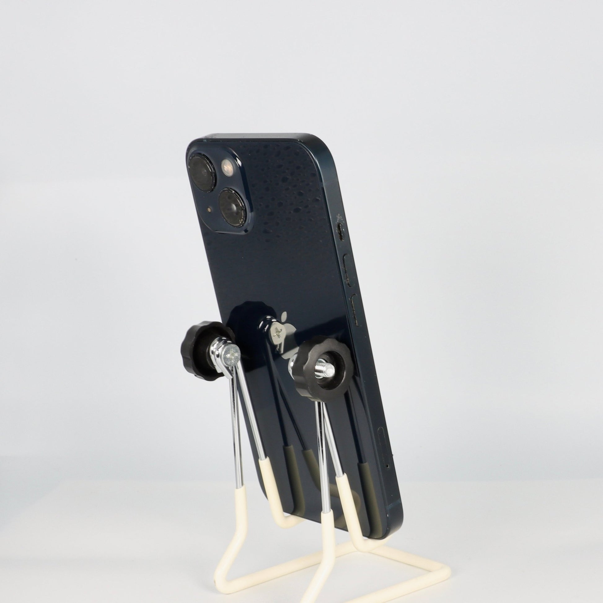 iPhone 13 - trade.com.au