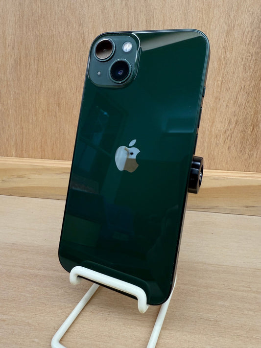 iPhone 13 - trade.com.au