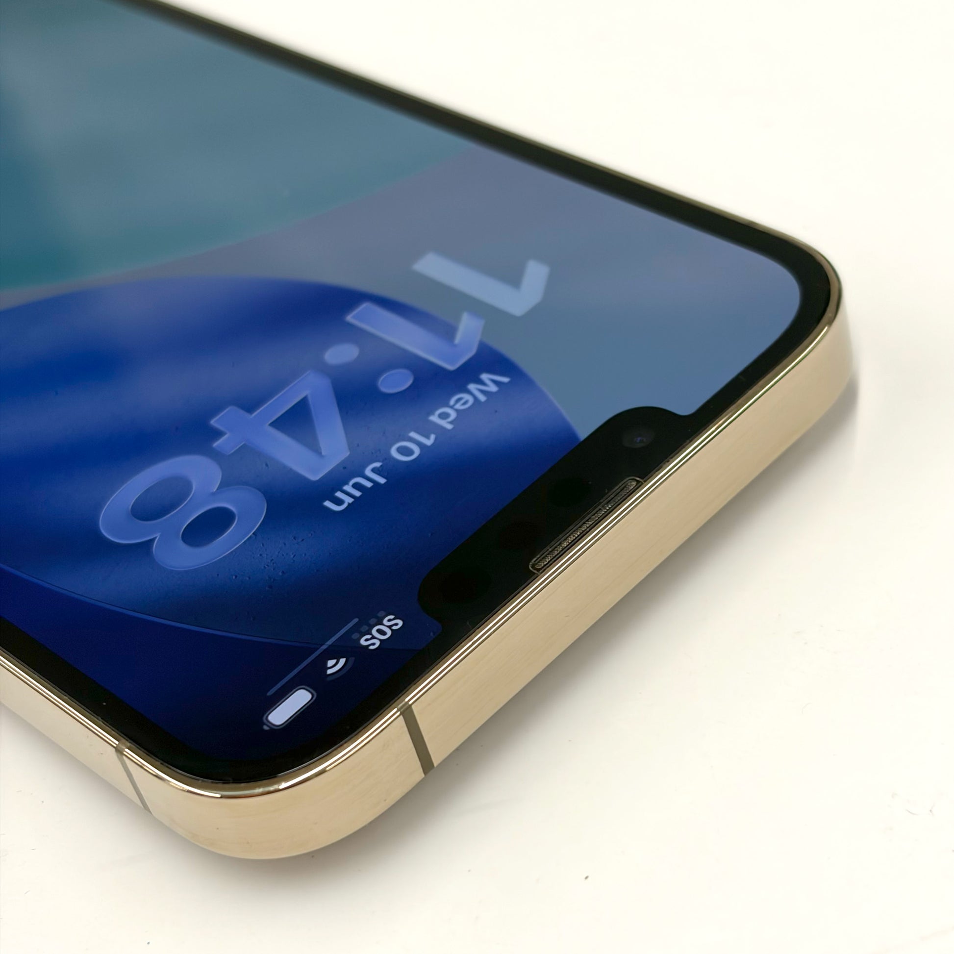 iPhone 13 Pro 128GB Gold 100% Battery A Grade 100% Battery T8676