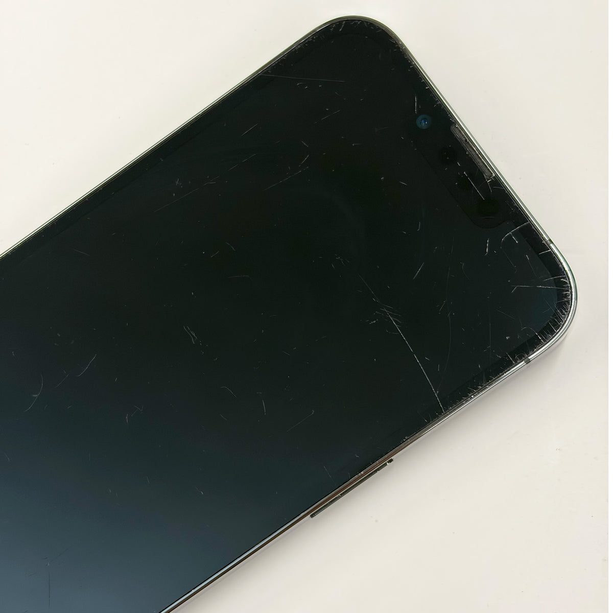 iPhone 13 Pro 256GB Graphite 100% Battery C Grade T8729