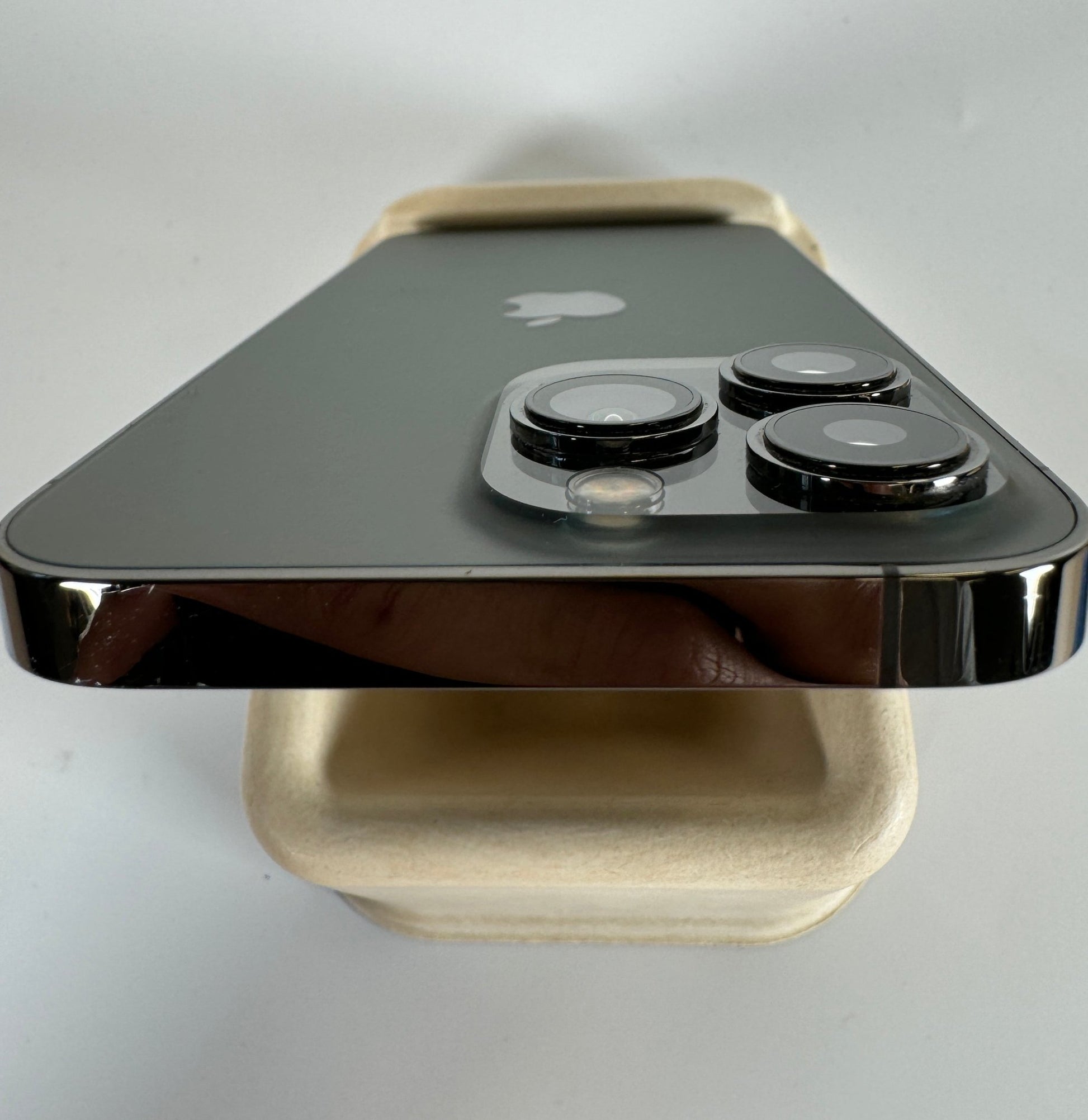iPhone 13 Pro - trade.com.au